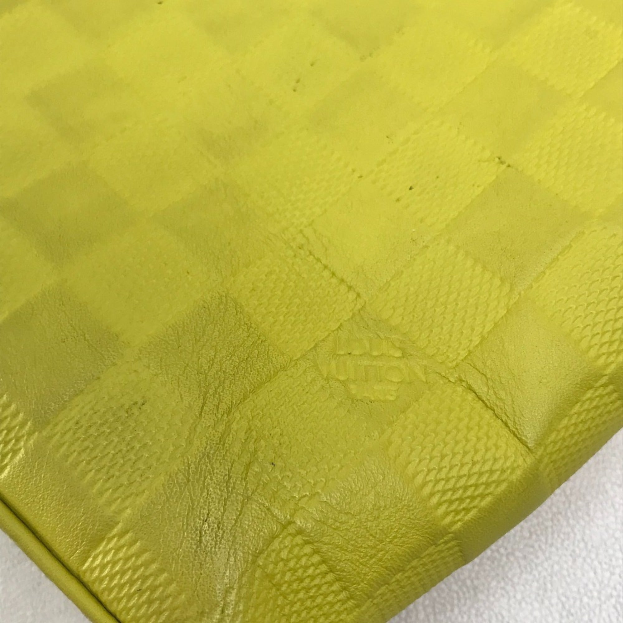 Louis Vuitton Damier Infini Vert Yellow Damier Infini Handbag Shoulder Bag (Pre-Owned)