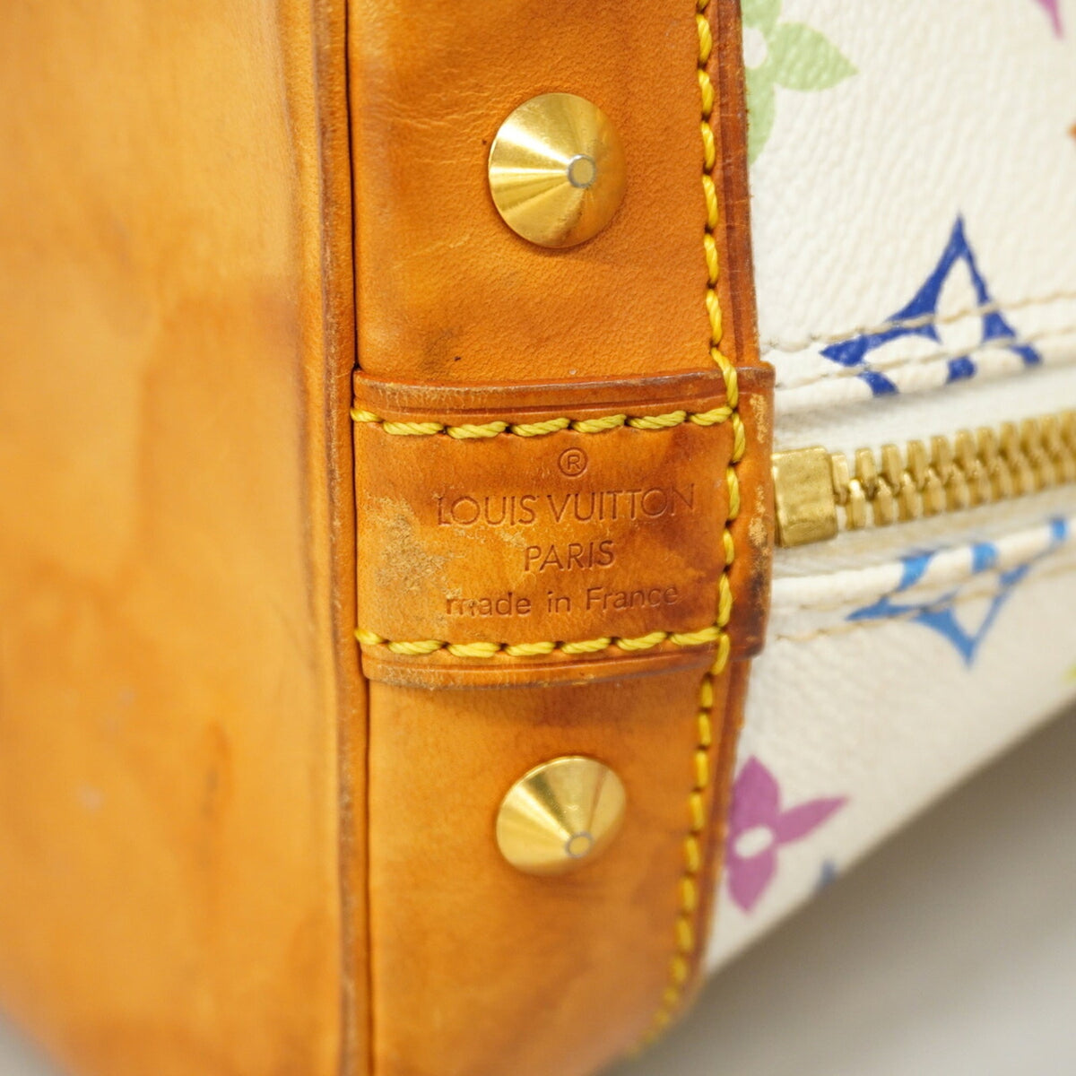 Louis Vuitton Blanc Handbag (Pre-Owned)