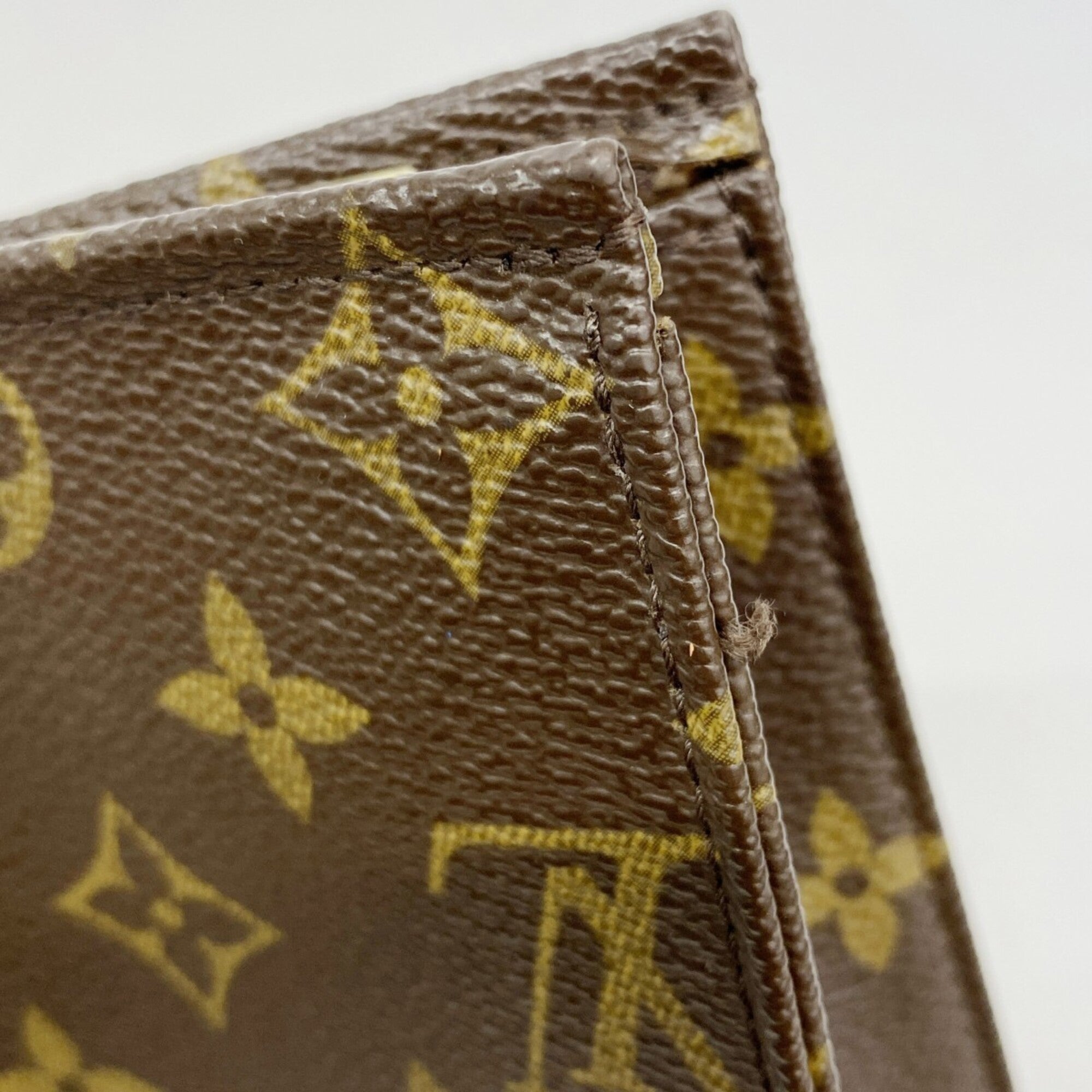 Louis Vuitton Brown Pouch (Pre-Owned)