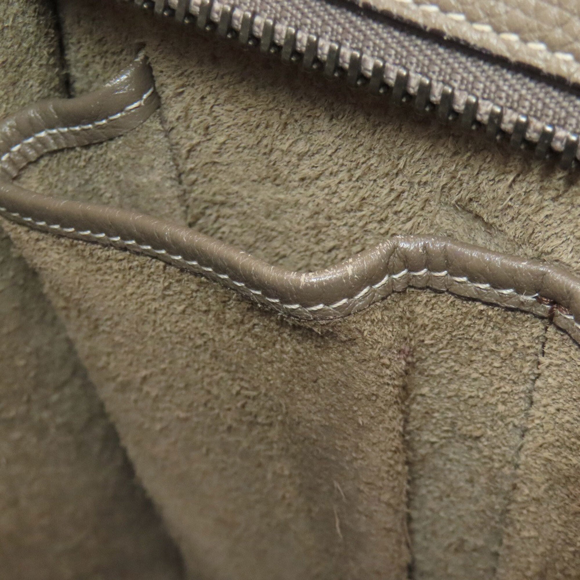 Celine Grayish Leather Handbag (Pre-Owned)