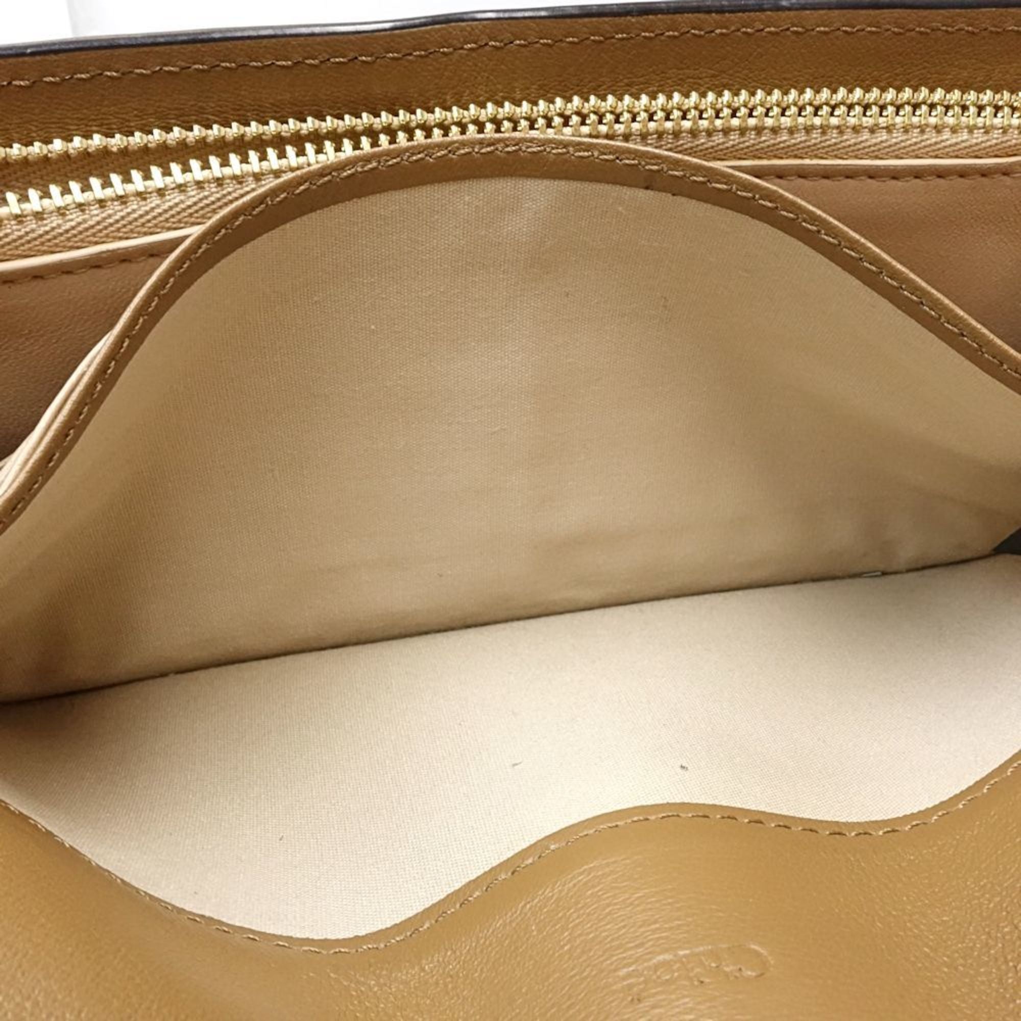 Chloé Metallic Gold Leather Long Wallet (Bi-Fold) (Pre-Owned)