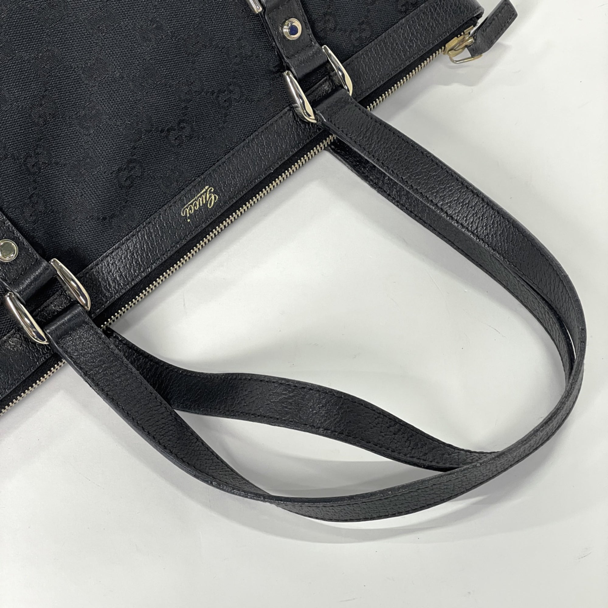 Gucci Abbey Gg Canvas Leather Handbag (Pre-Owned)