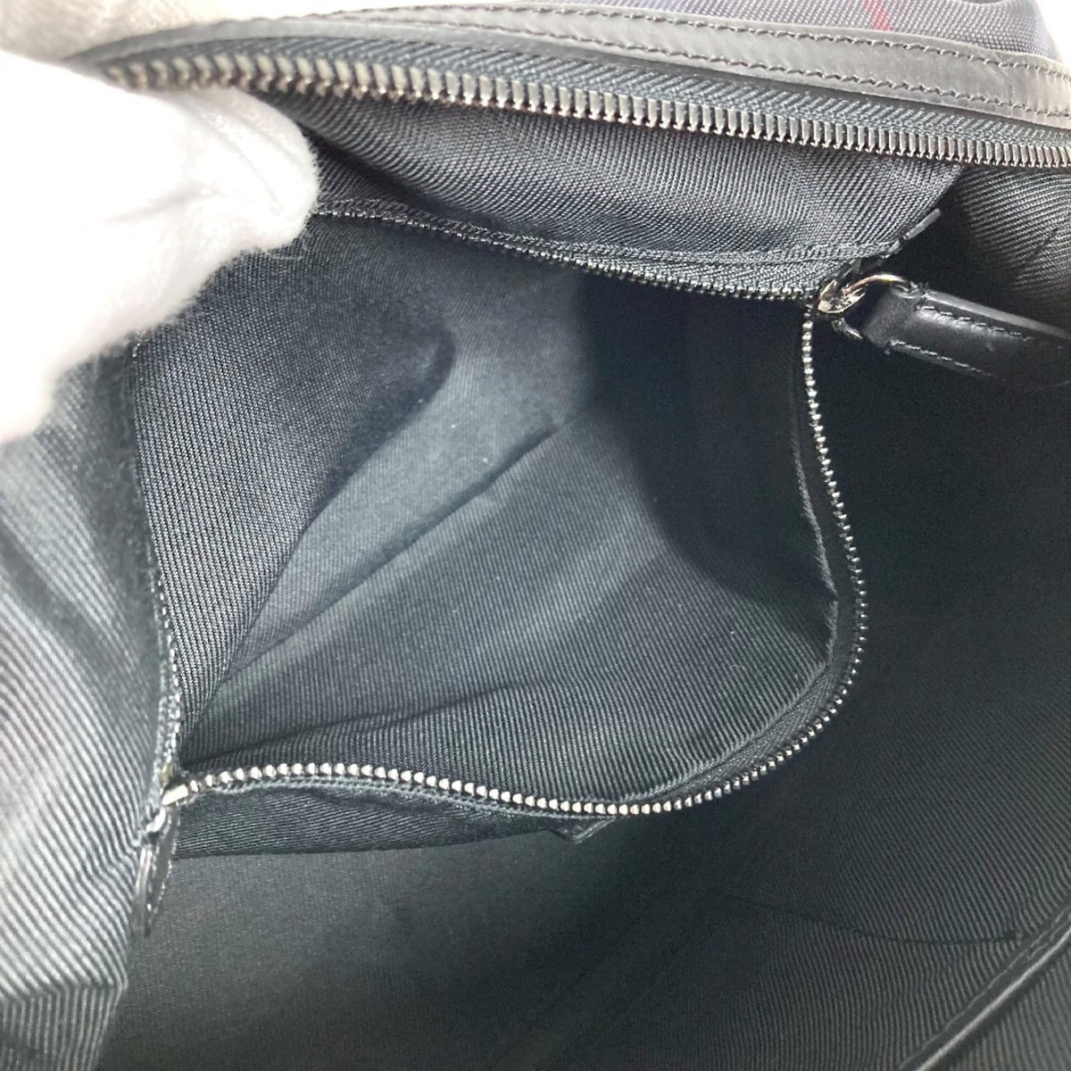 Burberry Black Nylon Canvas Leather Clutch Bag Handbag Pouch (Pre-Owned)