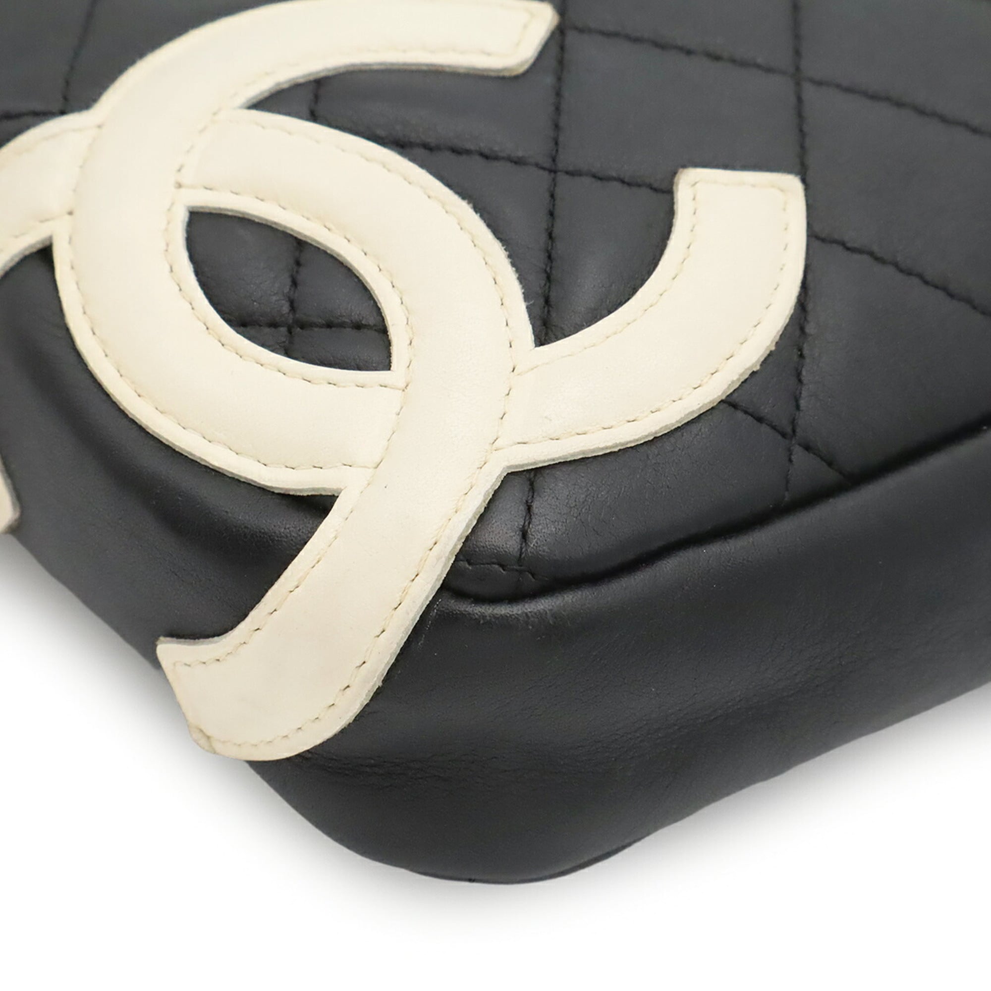 Chanel Black Leather Handbag Pouch Shoulder Bag (Pre-Owned)
