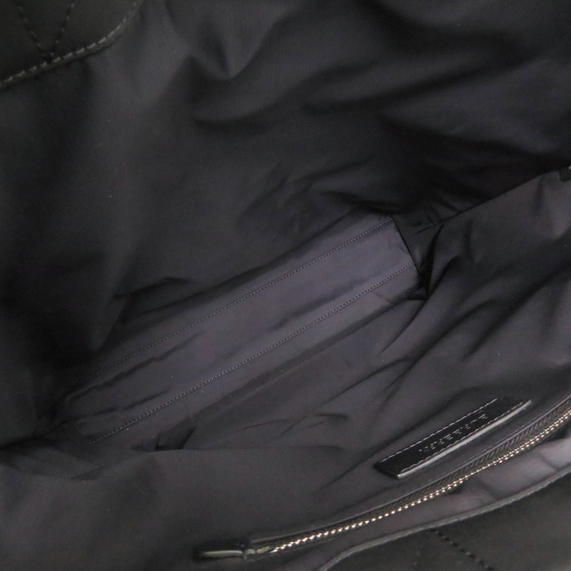 Burberry Black Nylon Tote Bag (Pre-Owned)