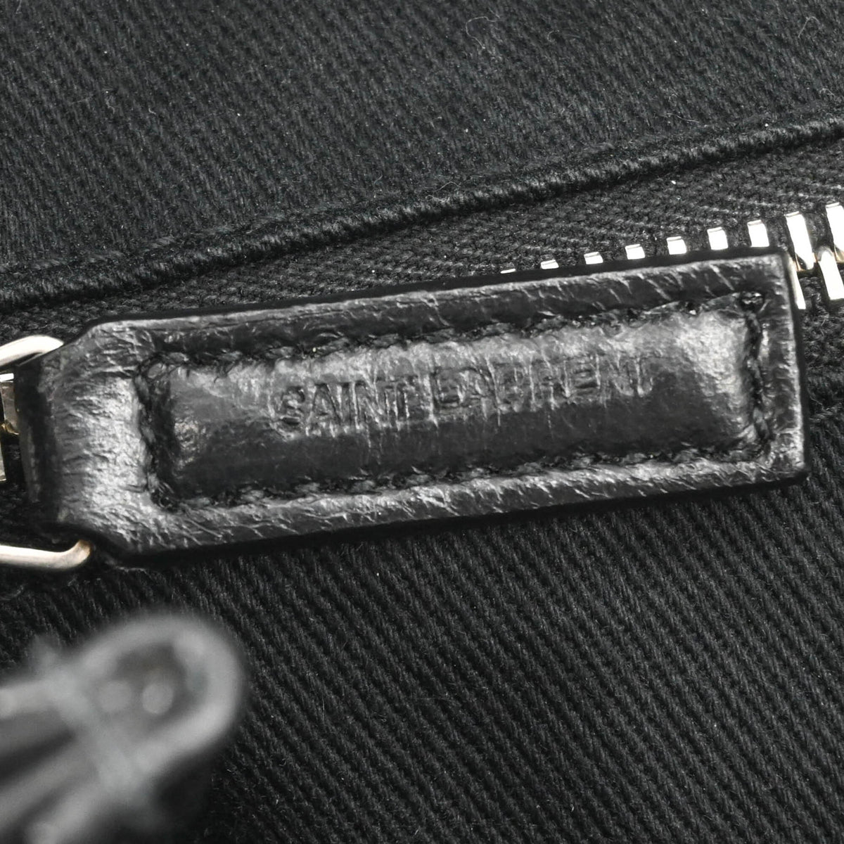 Saint Laurent Black Leather Backpack (Pre-Owned)