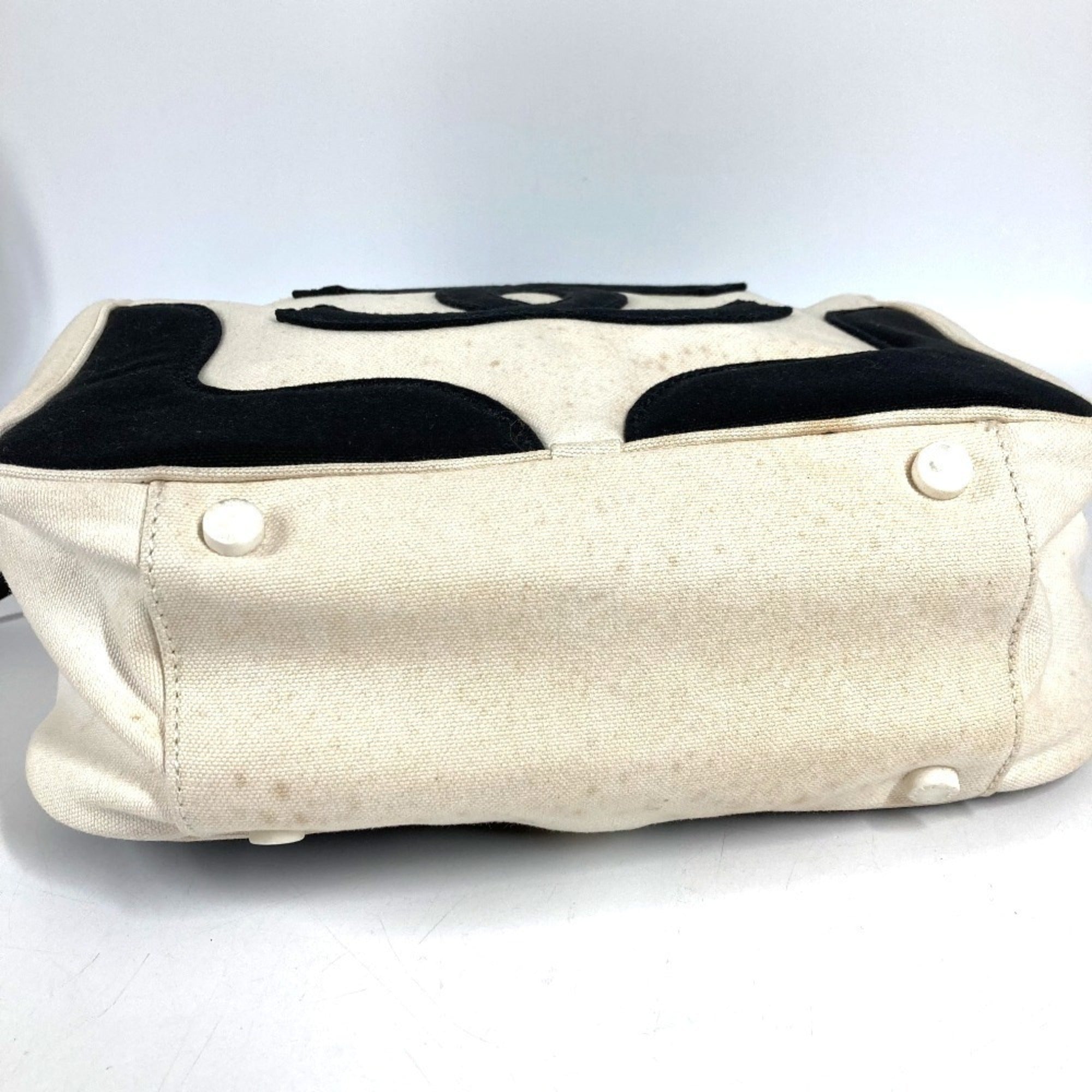 Chanel Black White Canvas Handbag Tote Bag (Pre-Owned)