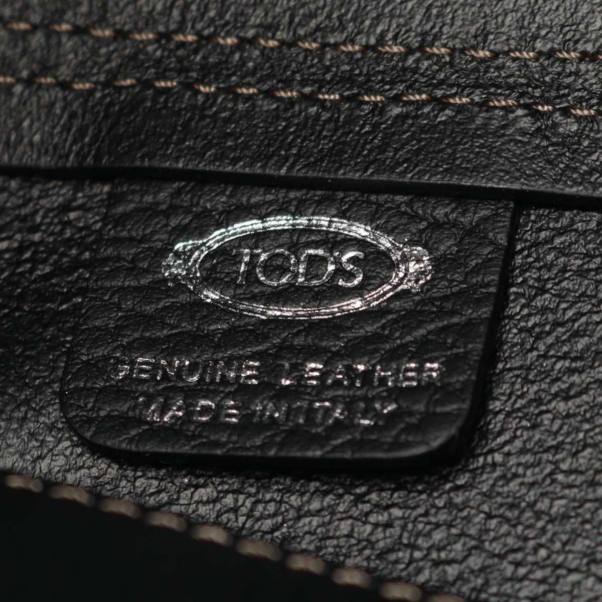 Tod's Black Leather Handbag (Pre-Owned)