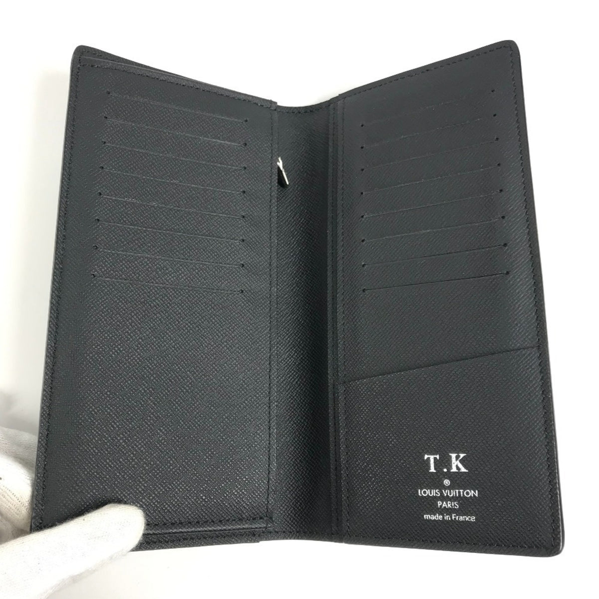 Louis Vuitton Black Noir Epi Leather Long Wallet (Bi-Fold) (Pre-Owned)