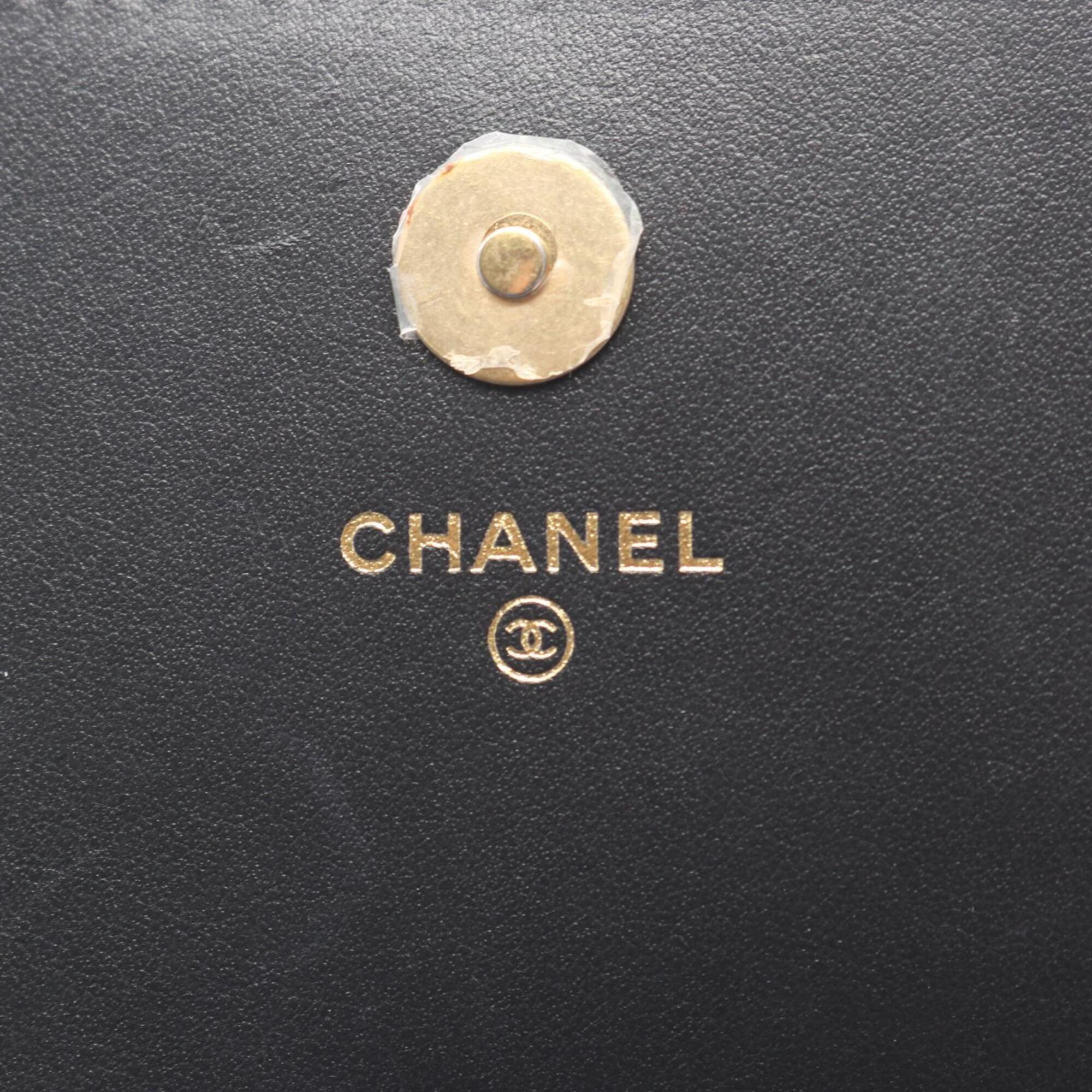 Chanel Matelasse Black Grained Calfskin Handbag Shoulder Bag (Pre-Owned)