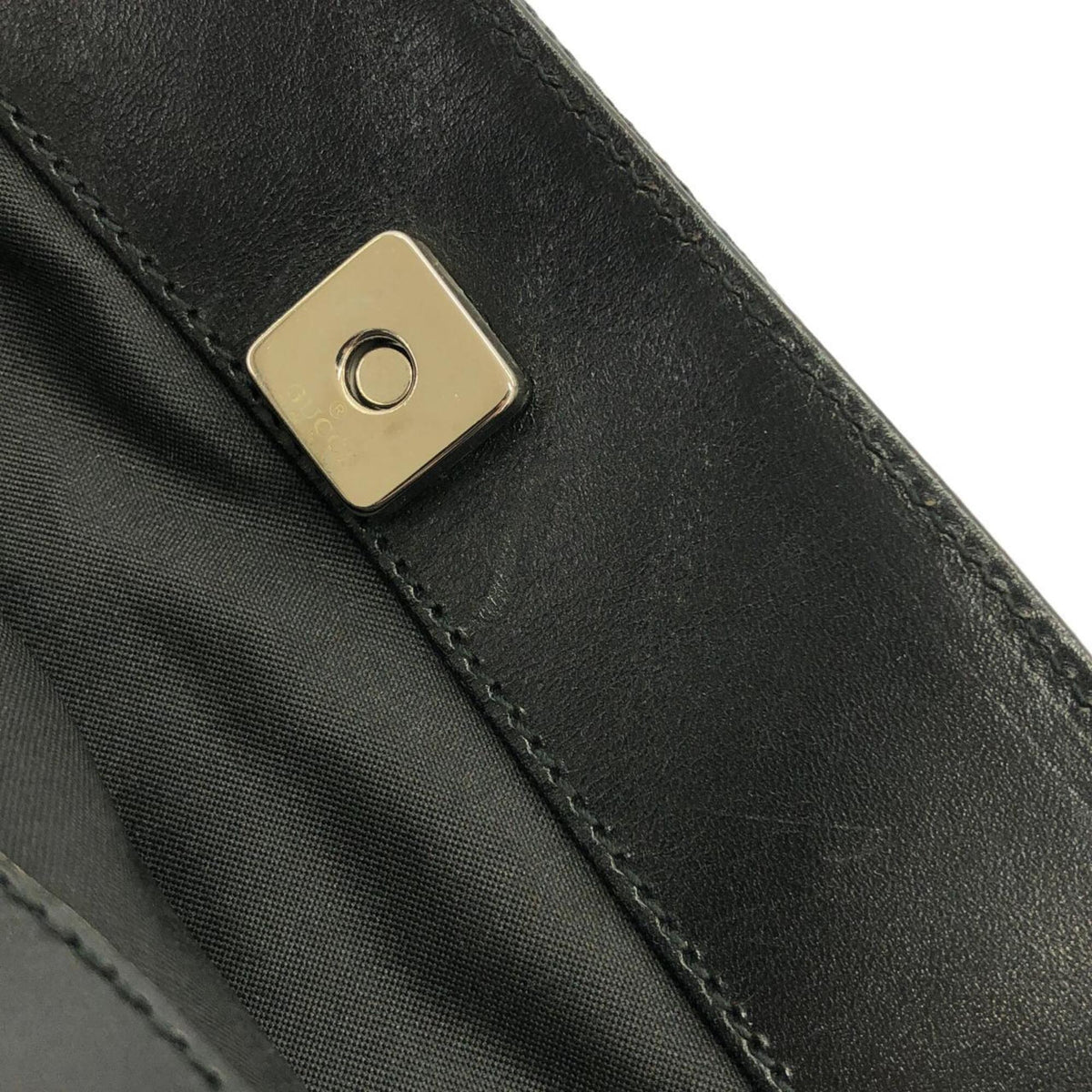 Gucci Black Gg Canvas Handbag (Pre-Owned)
