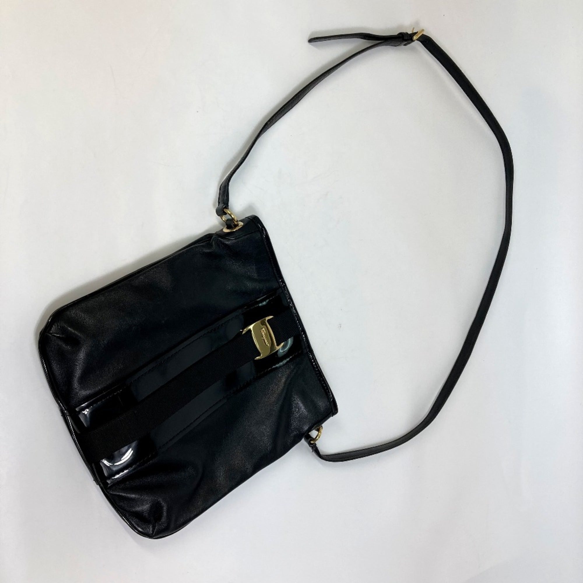 Salvatore Ferragamo Black Other Shoulder Bag (Pre-Owned)