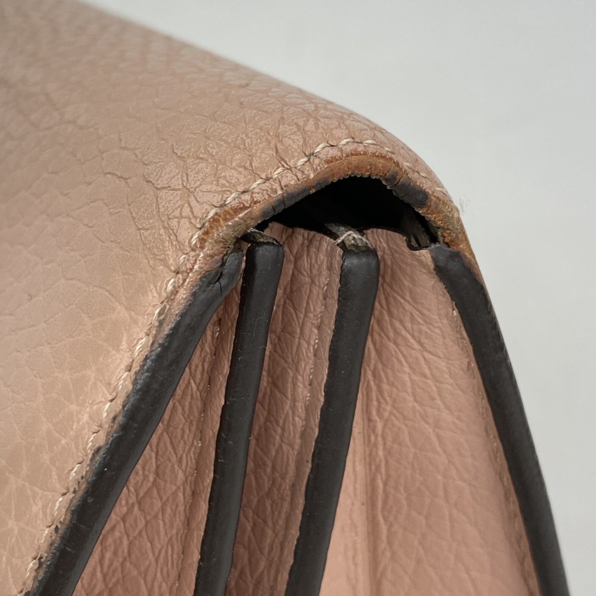 Louis Vuitton Magnolia Long Wallet (Bi-Fold) (Pre-Owned)