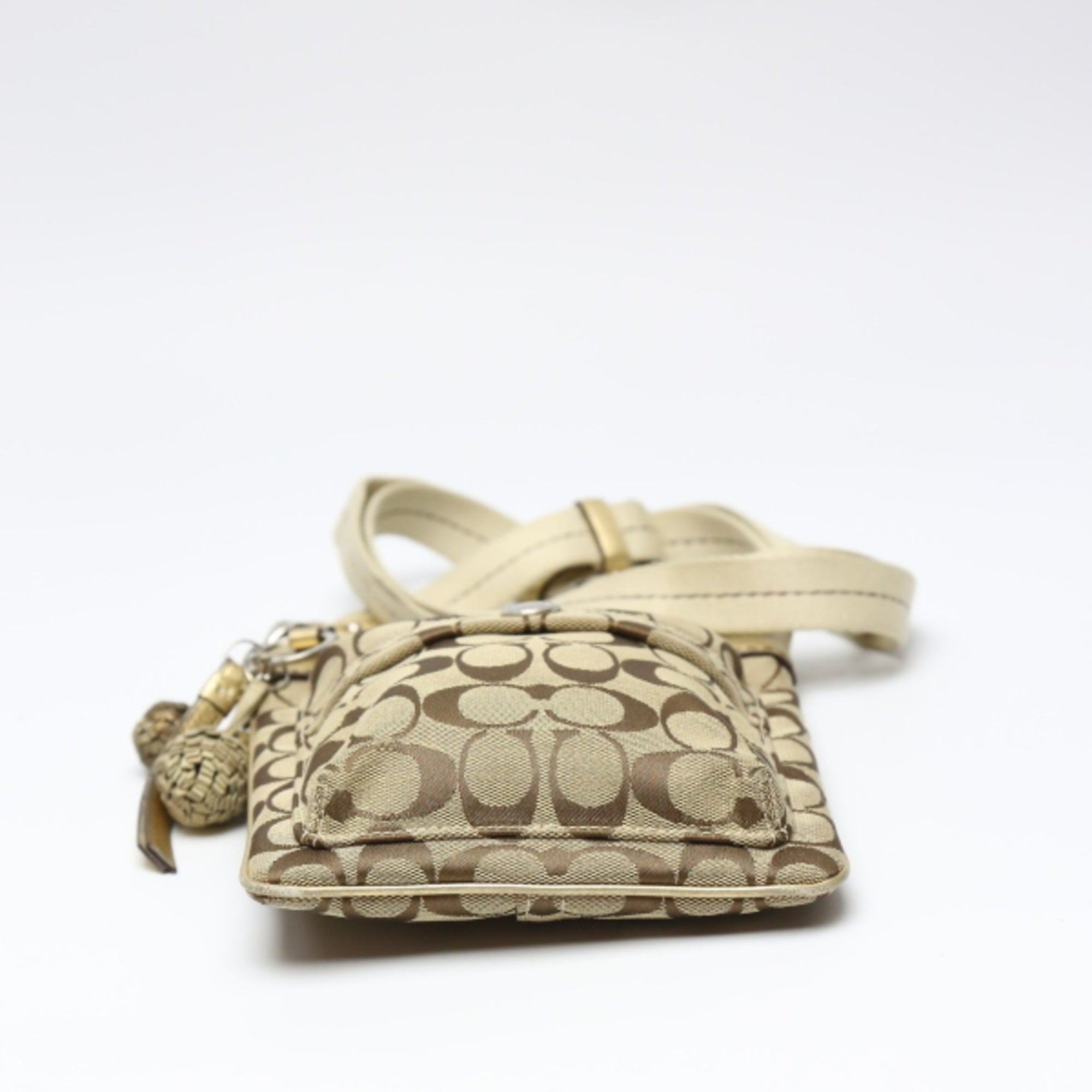 Coach Brown Leather Shoulder Bag (Pre-Owned)