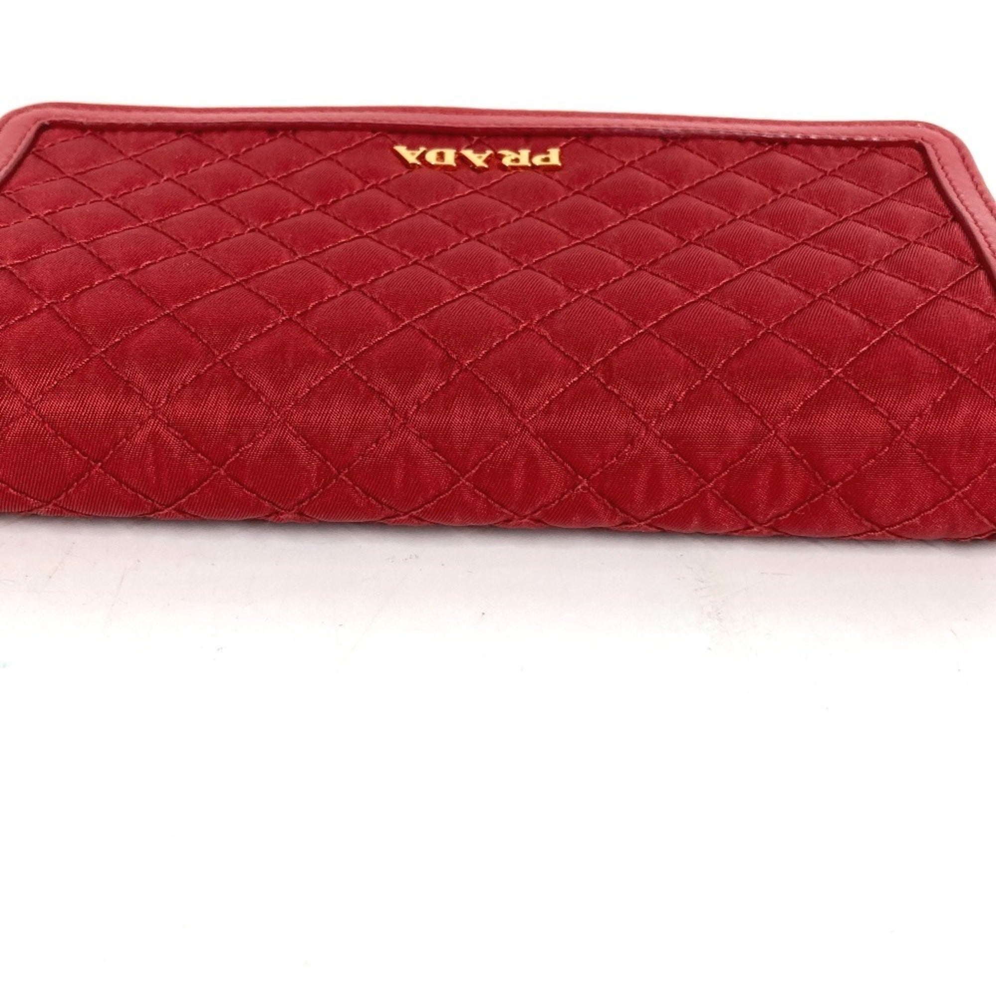 Prada Red Color Quilting Chain/Shoulder Wallet (Pre-Owned)