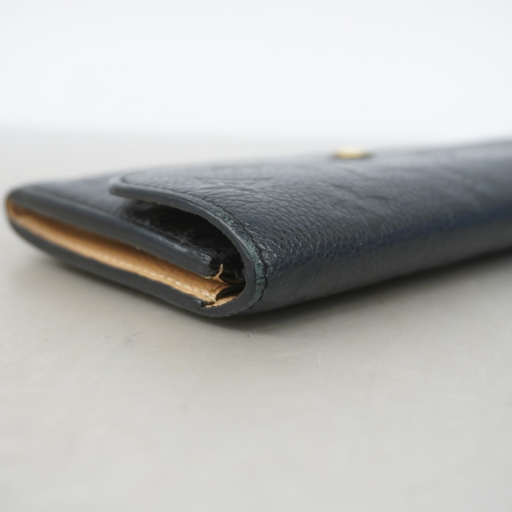Louis Vuitton Noir Long Wallet (Bi-Fold) (Pre-Owned)