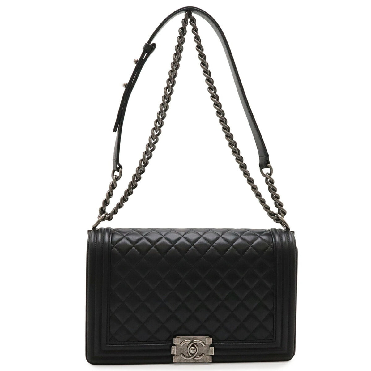 Chanel Matelasse Black Leather Shoulder Bag (Pre-Owned)