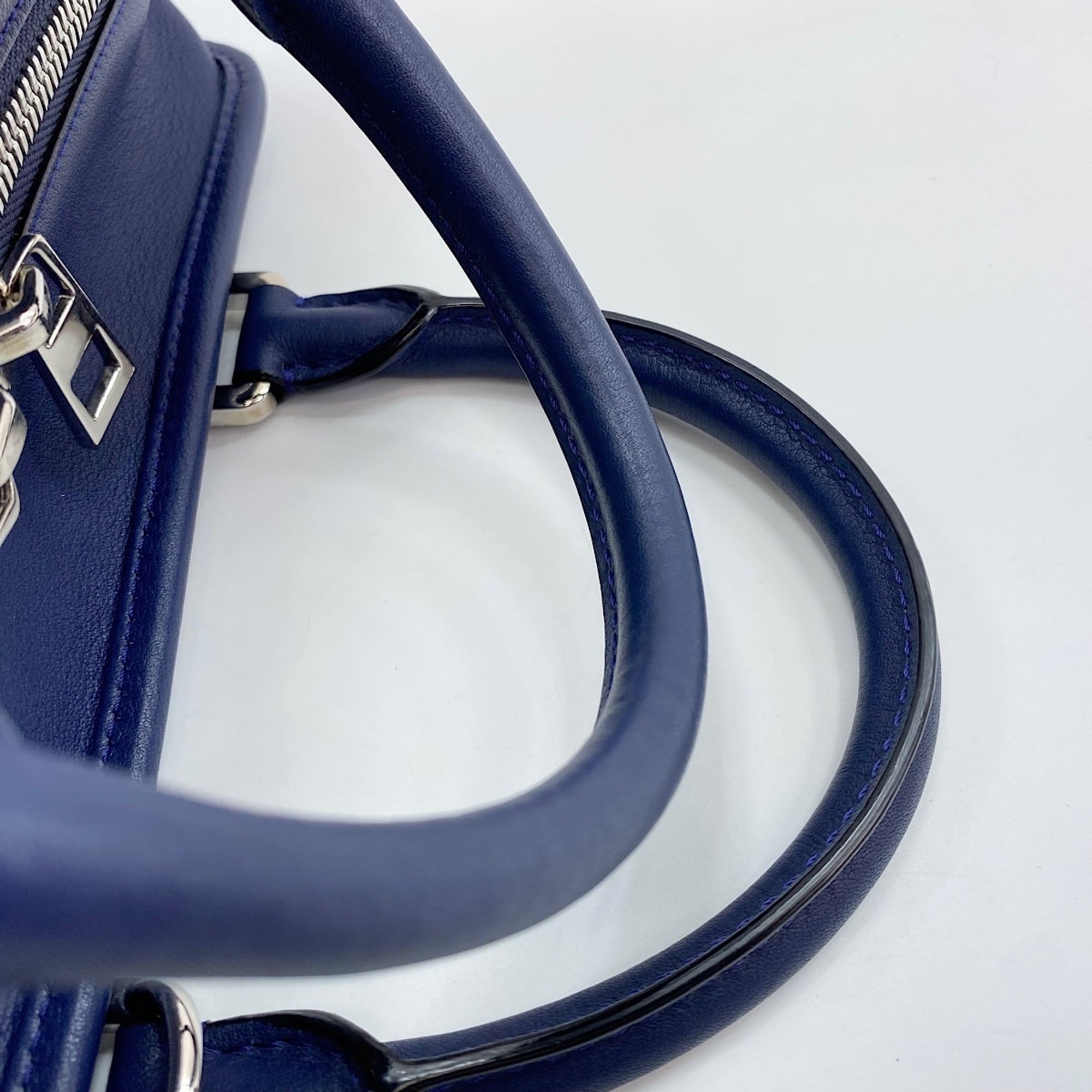 Loewe Navy Handbag (Pre-Owned)