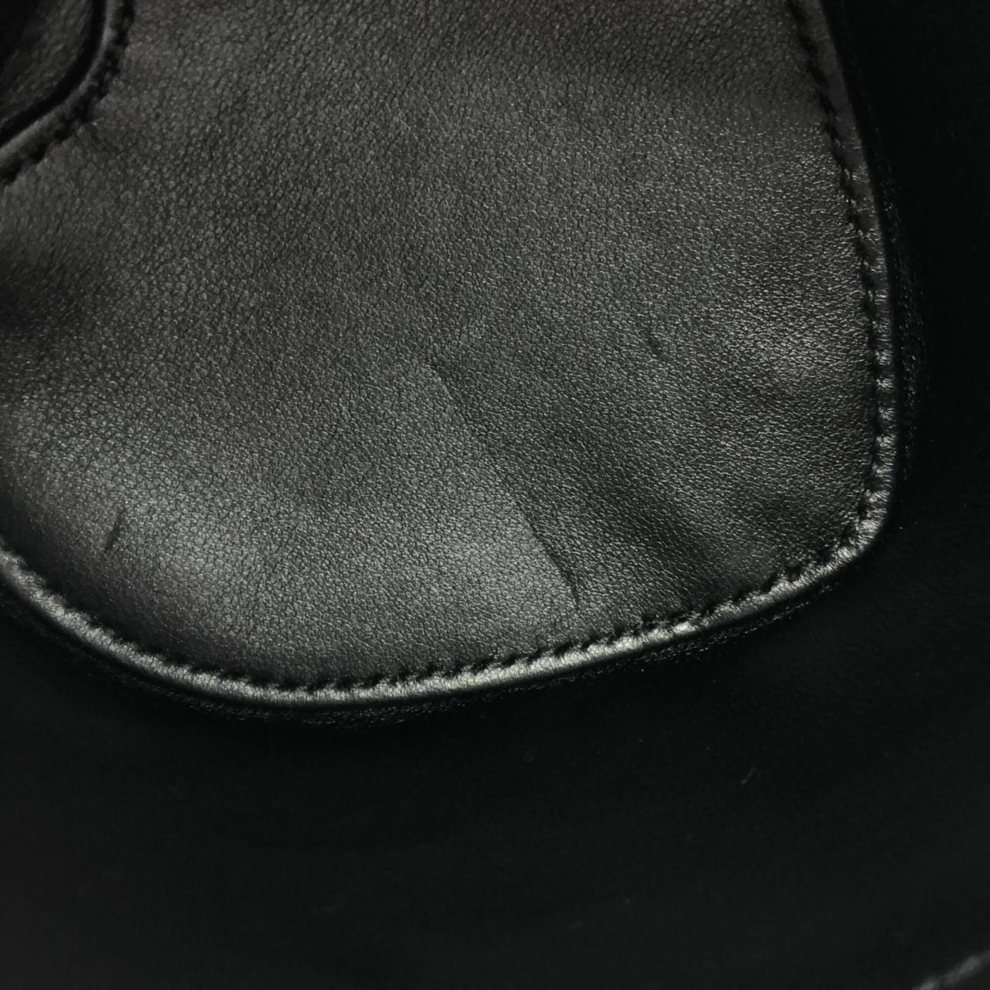 Christian Dior Black Leather Shoulder Bag (Pre-Owned)
