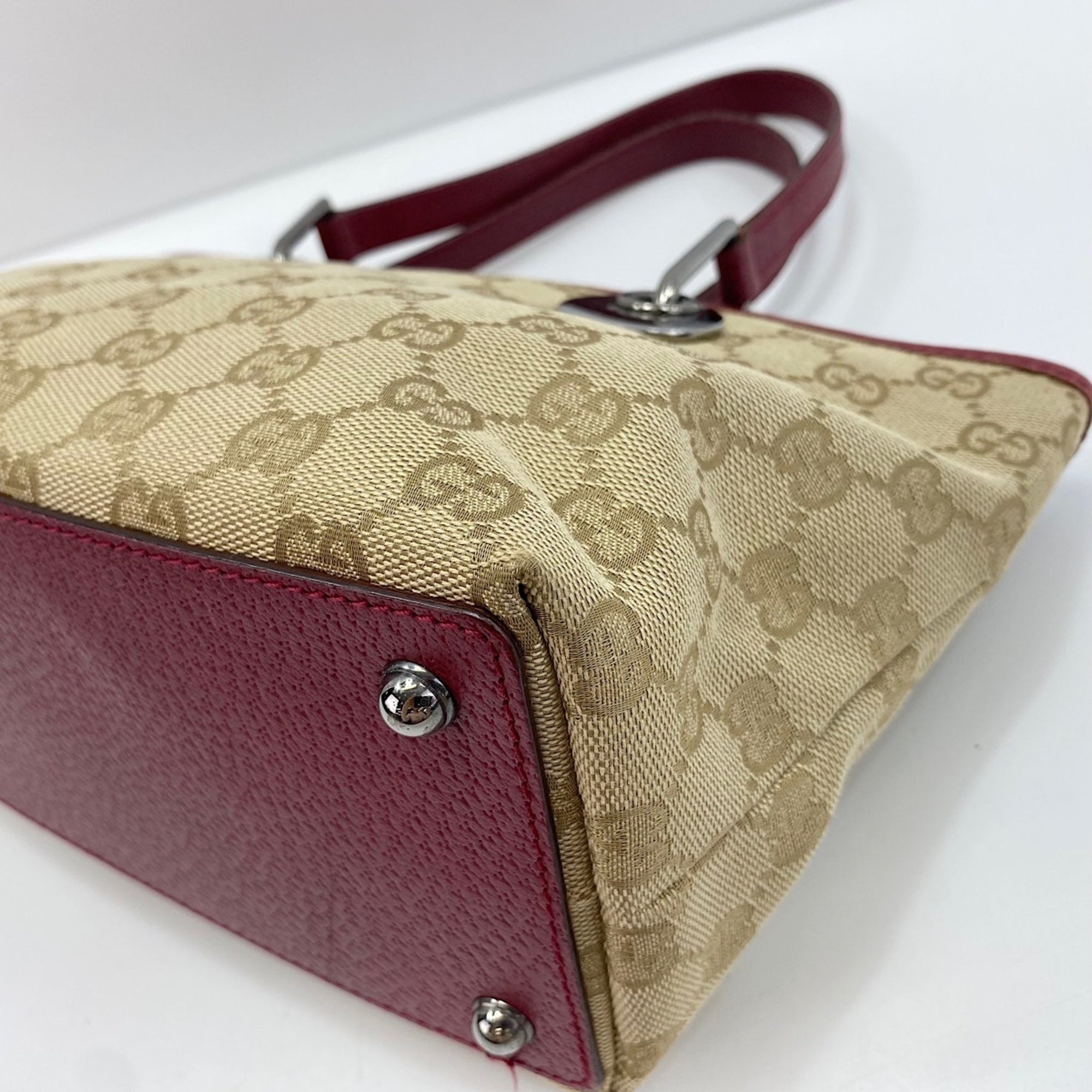 Gucci Beige Handbag (Pre-Owned)