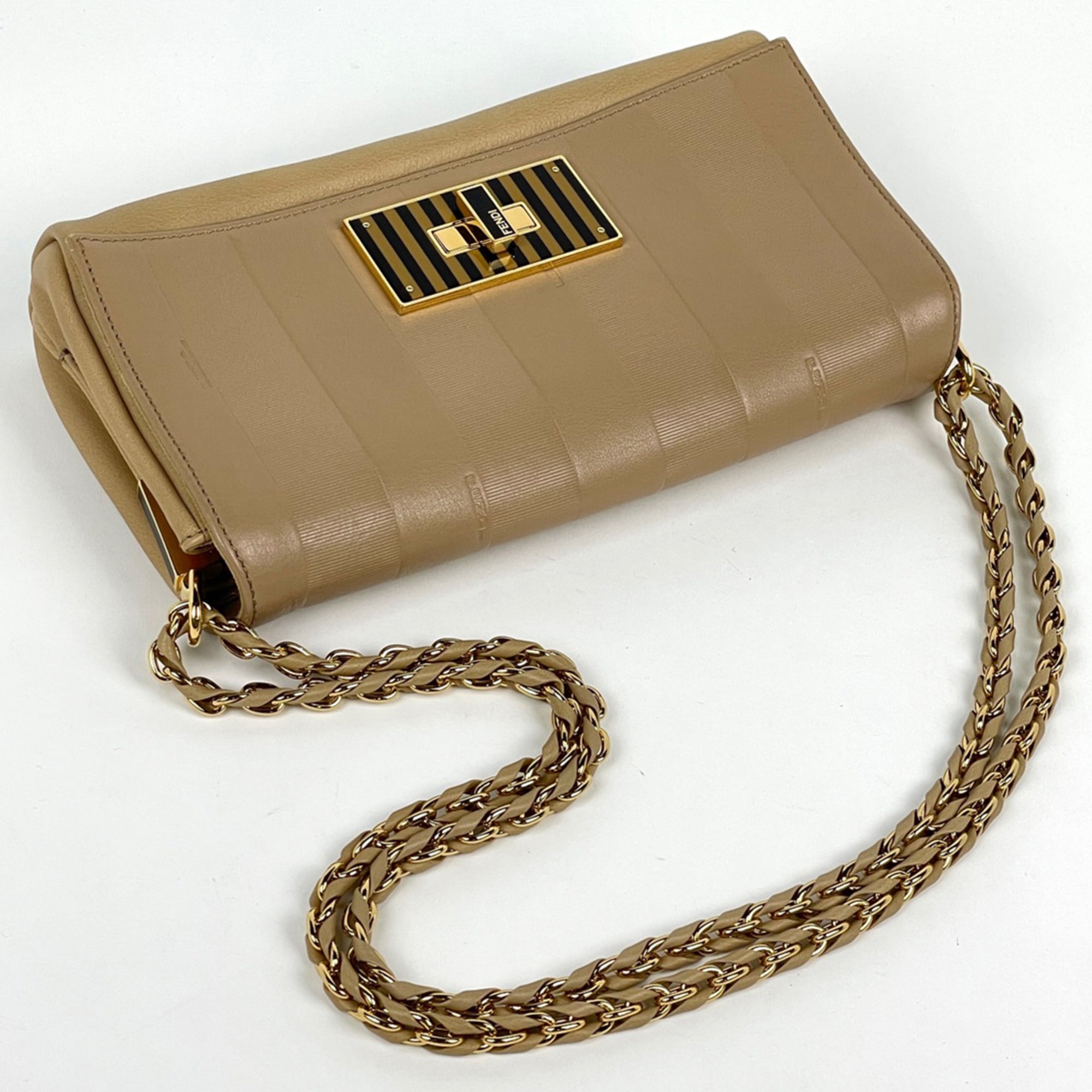 Fendi Beige Leather Shoulder Bag (Pre-Owned)