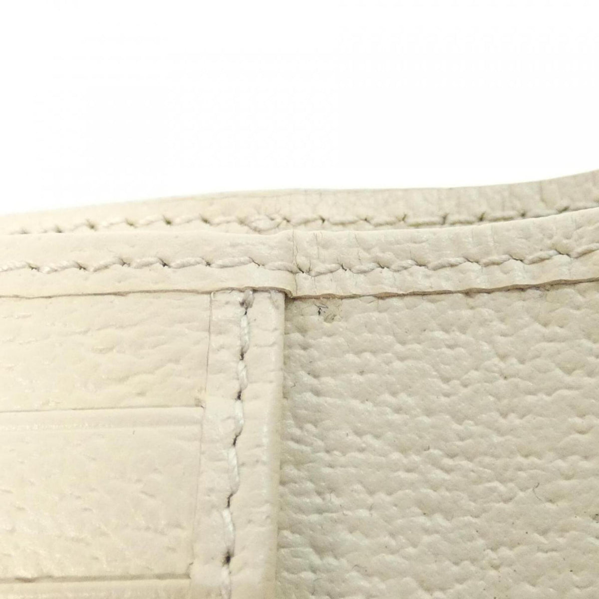 Gucci Beige Ivory Gg Supreme Wallet (Tri-Fold) (Pre-Owned)
