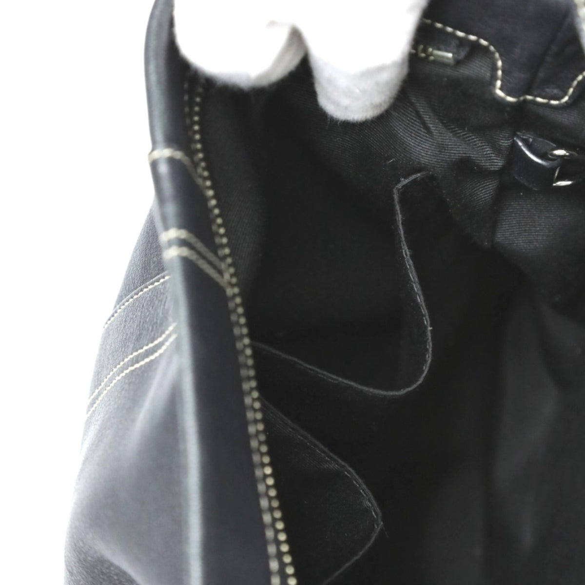 Coach Black Leather Shoulder Bag (Pre-Owned)