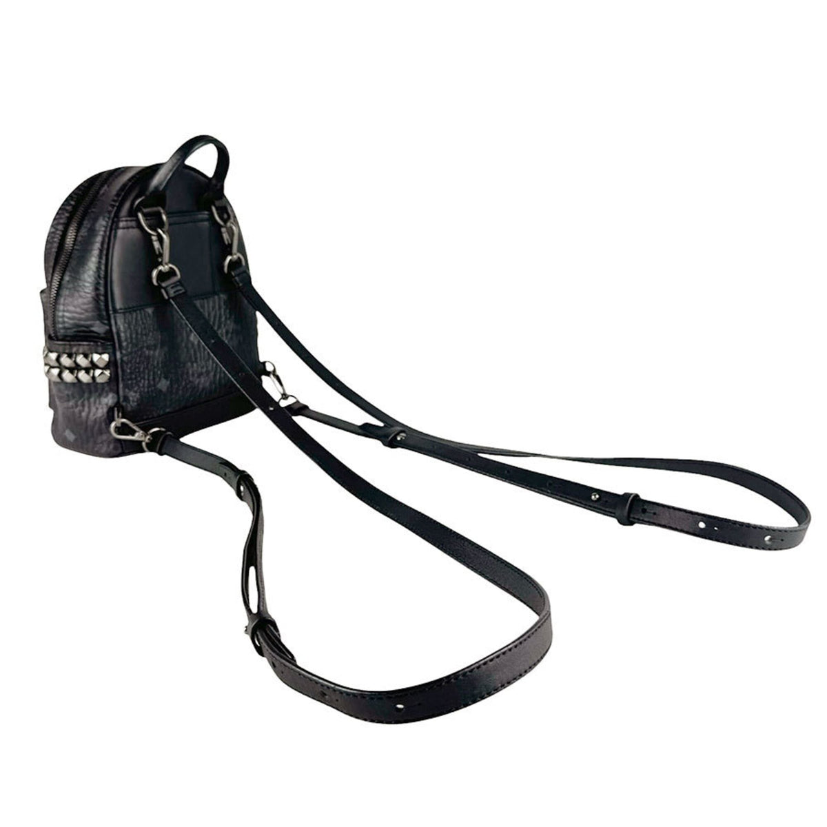 Mcm Black Leather Backpack (Pre-Owned)