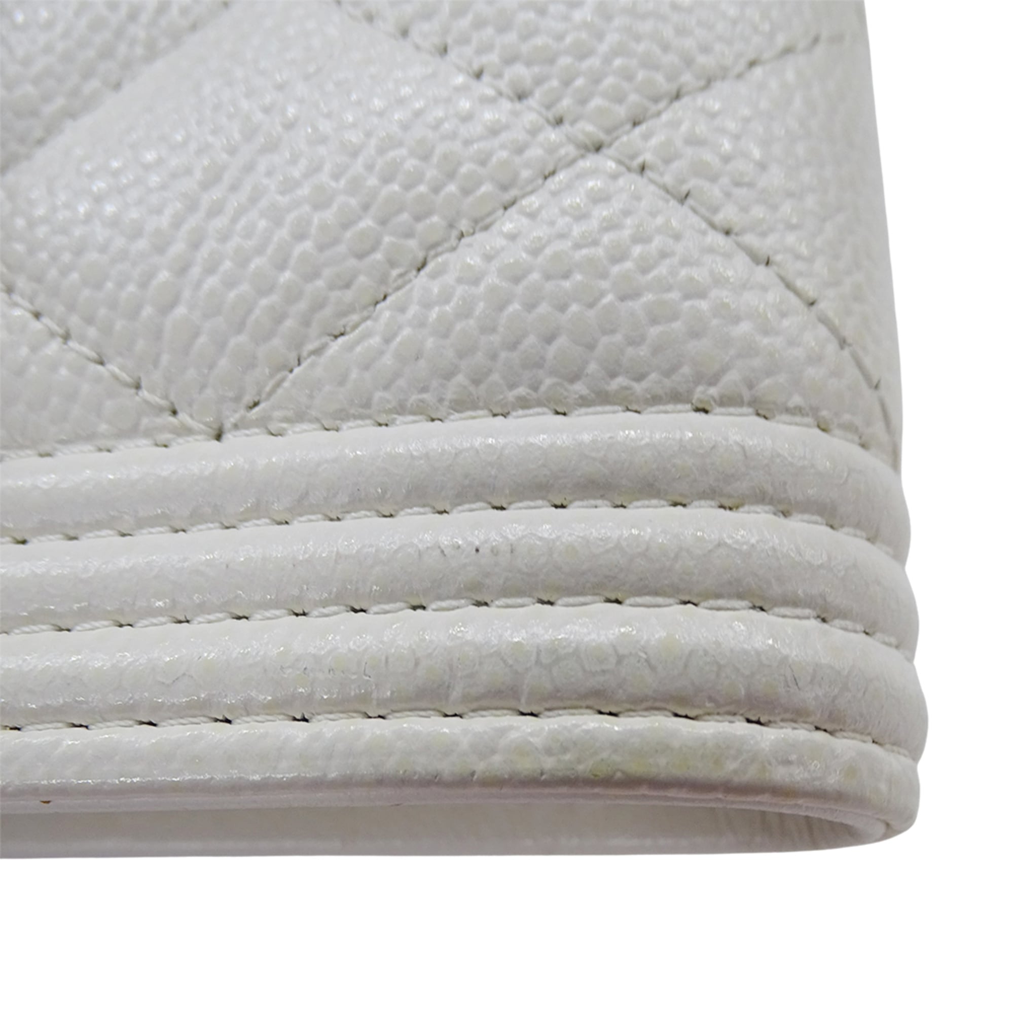 Chanel White Grained Calfskin Wallet (Tri-Fold) (Pre-Owned)
