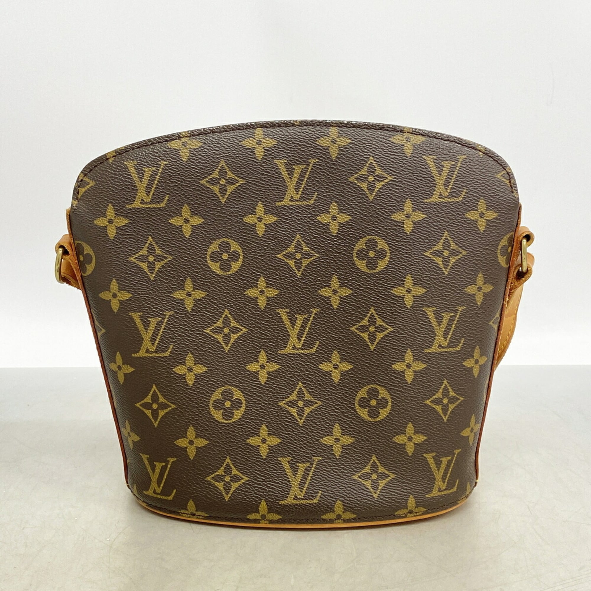 Louis Vuitton Brown Shoulder Bag (Pre-Owned)