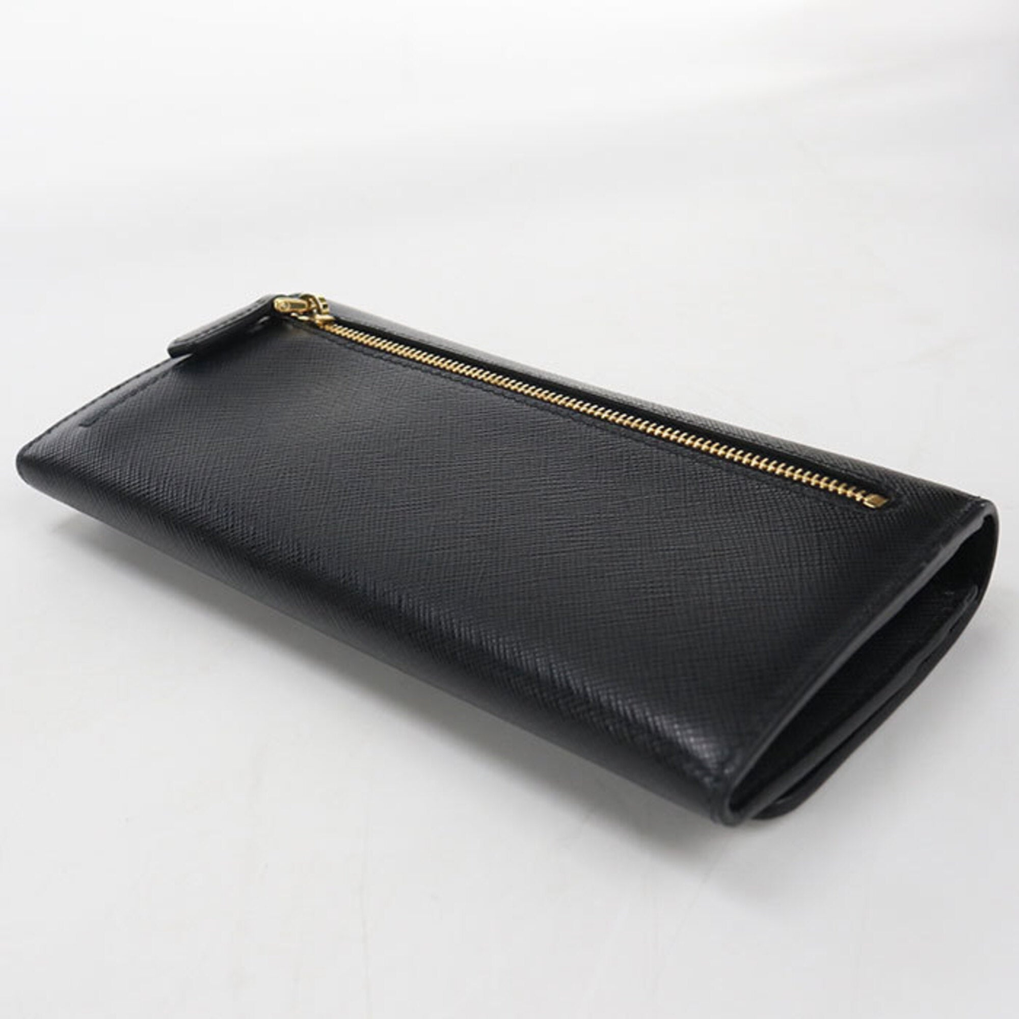 Prada Black Leather Long Wallet (Bi-Fold) (Pre-Owned)