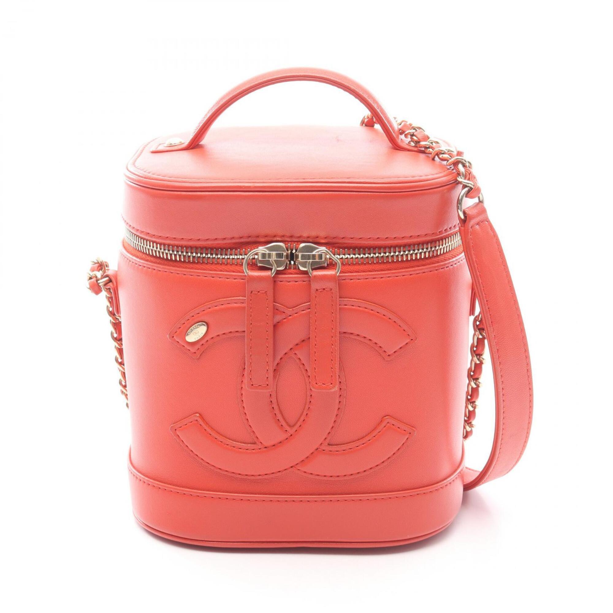 Chanel Red Color Leather Handbag (Pre-Owned)