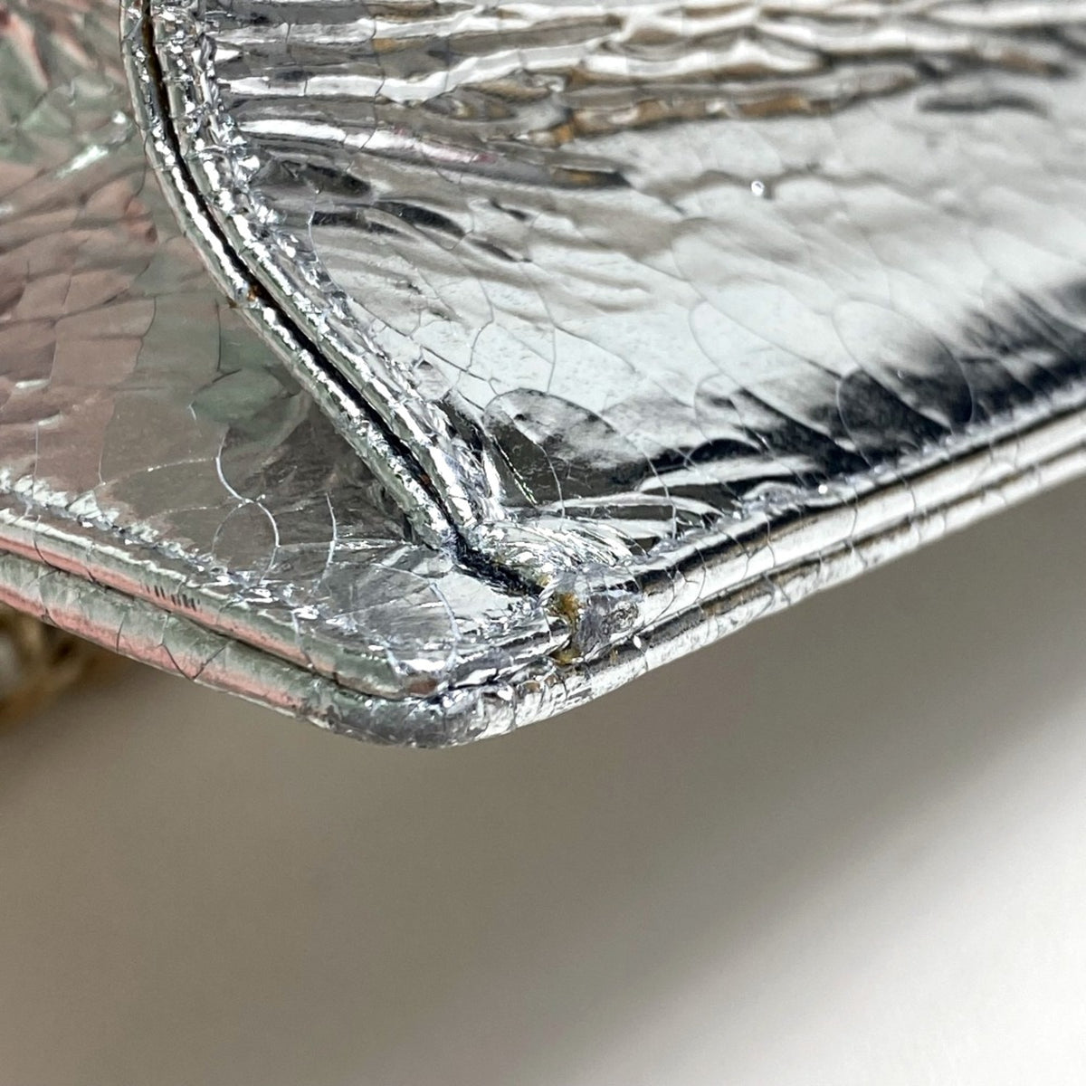 Christian Dior Silver Leather Shoulder Bag (Pre-Owned)