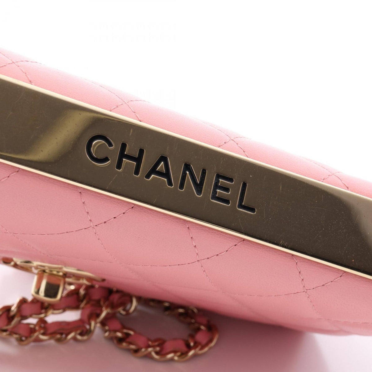 Chanel Pink Leather Handbag Shoulder Bag (Pre-Owned)