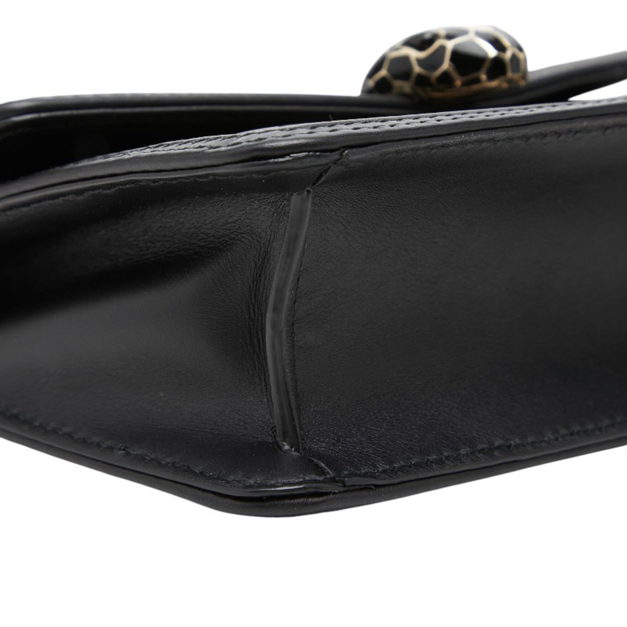 Bvlgari Black Leather Shoulder Bag (Pre-Owned)