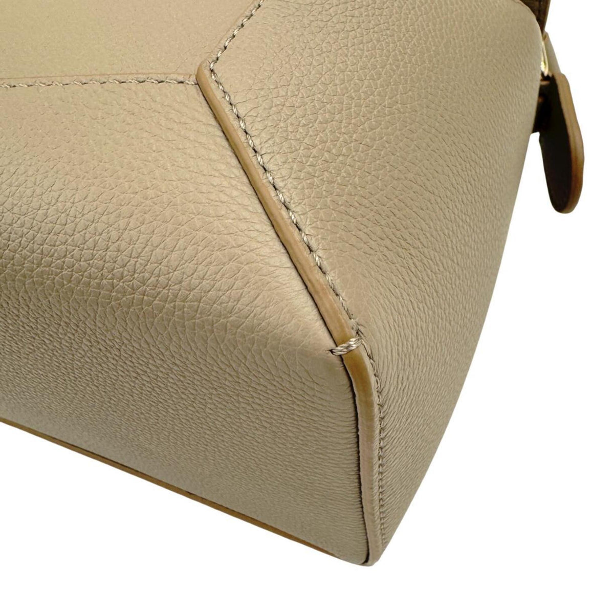 Loewe Sand Leather Handbag Shoulder Bag (Pre-Owned)