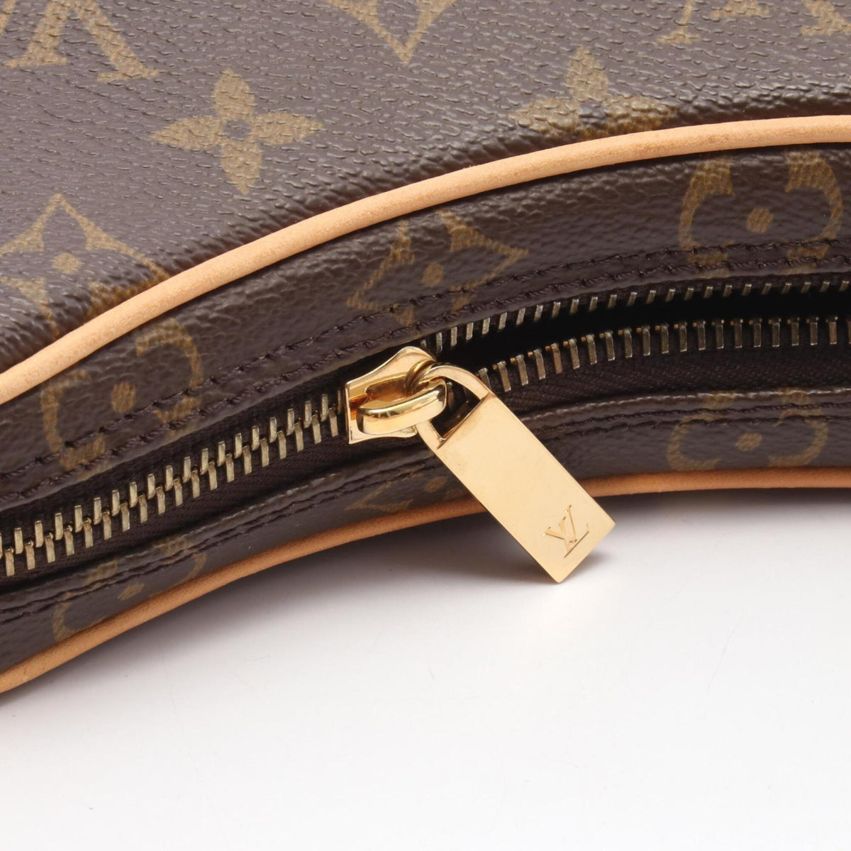 Louis Vuitton Brown Monogram Monogram Leather Handbag Pochette Shoulder Bag (Pre-Owned)