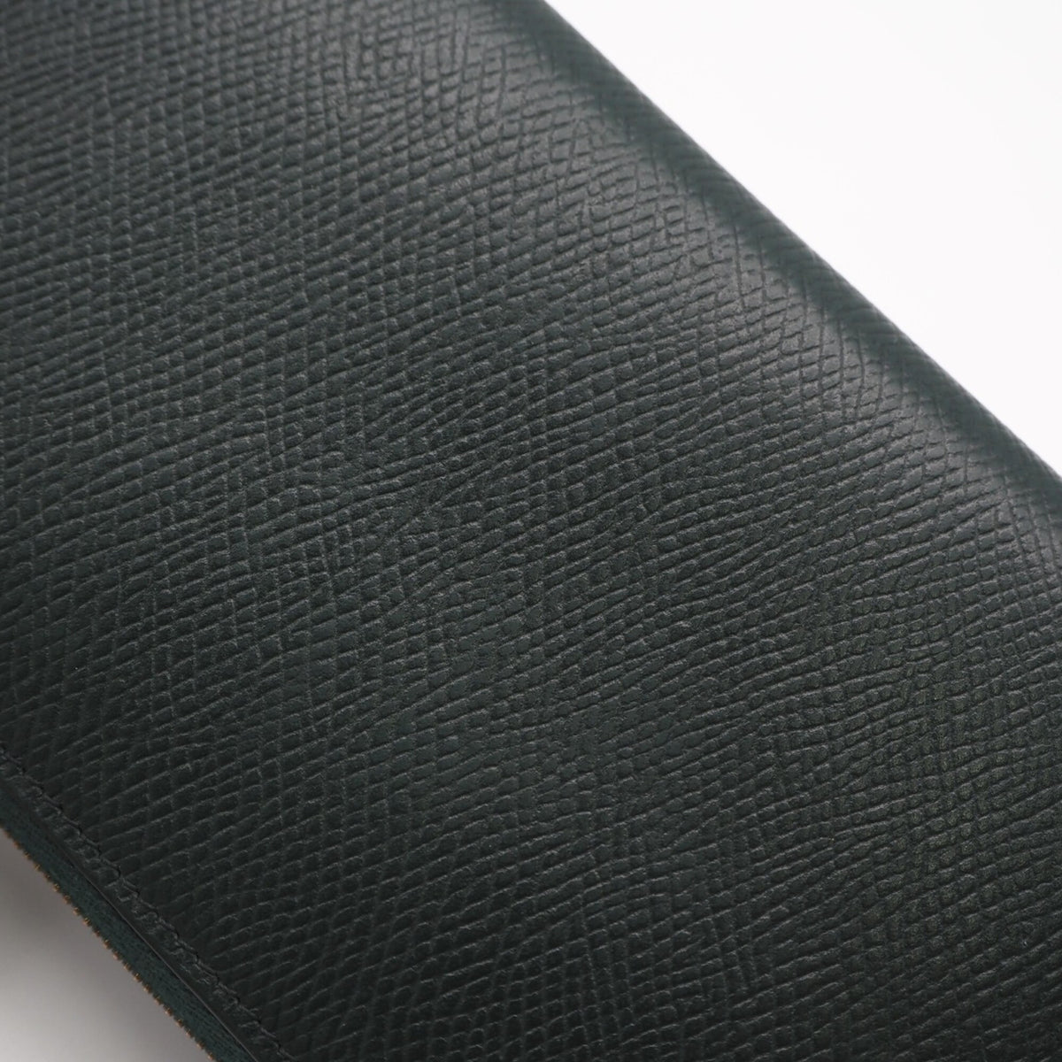 Celine Green Leather Long Wallet (Bi-Fold) (Pre-Owned)