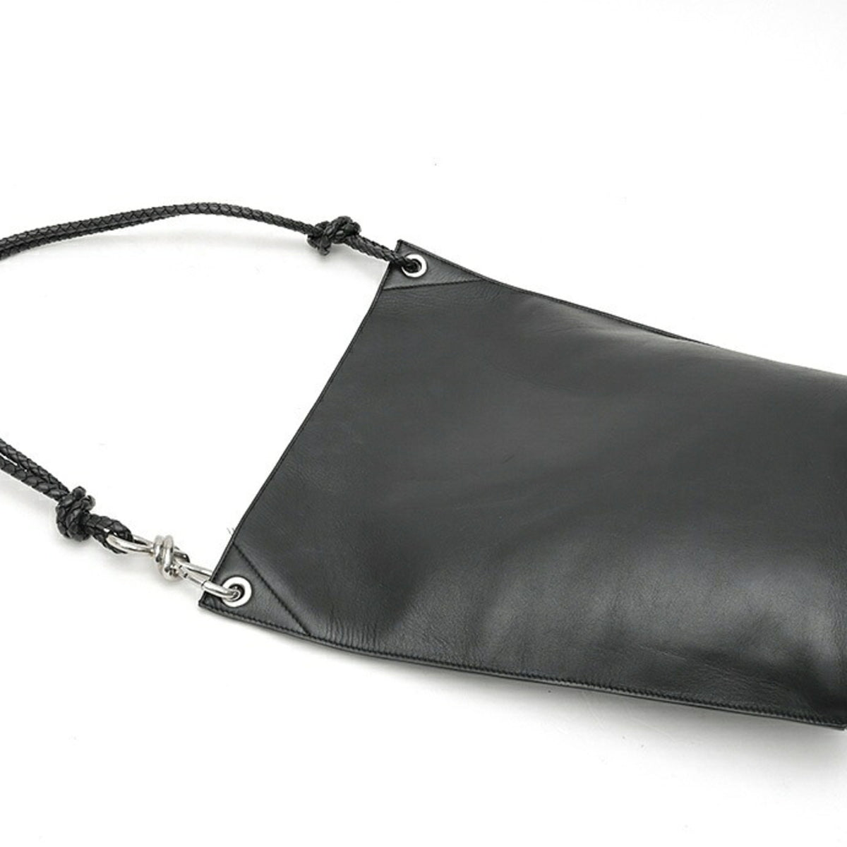Bottega Veneta Black Leather Shoulder Bag (Pre-Owned)