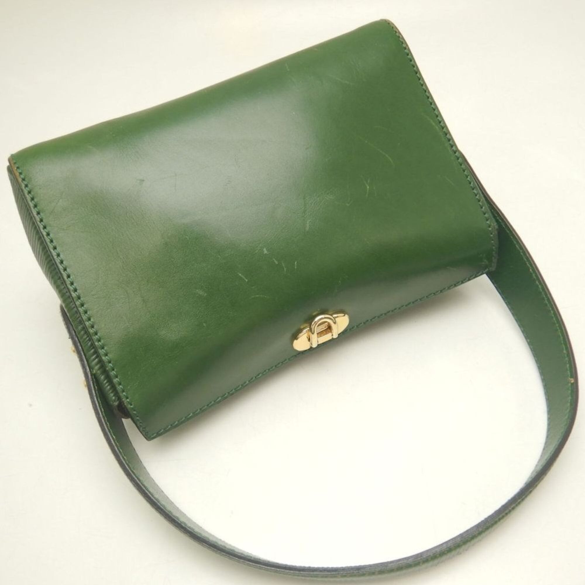 Fendi Green Leather Handbag (Pre-Owned)