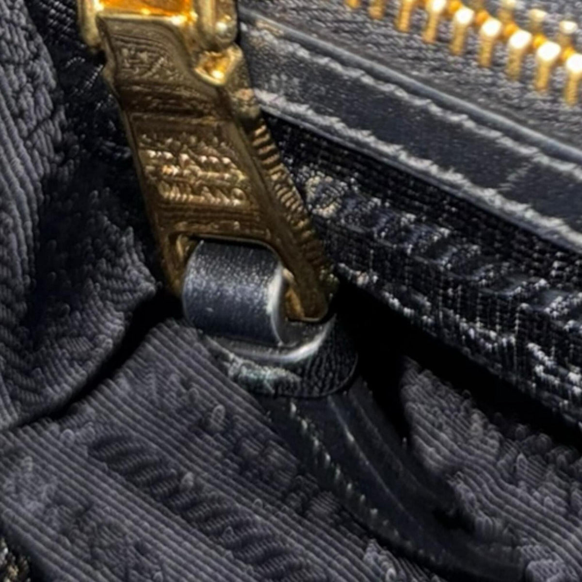 Prada Black Nylon Shoulder Bag (Pre-Owned)
