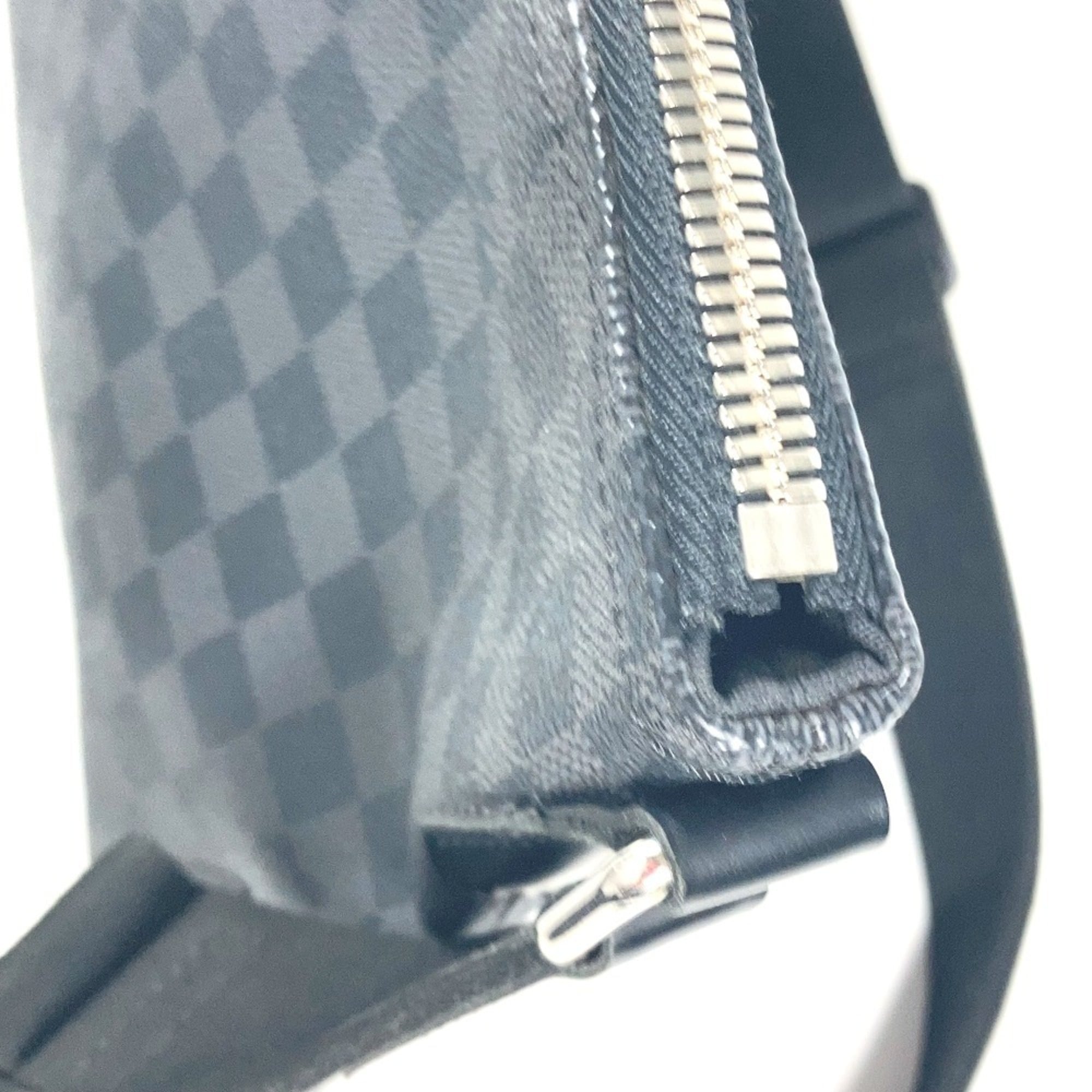 Louis Vuitton Black Damier Graphite Shoulder Bag (Pre-Owned)