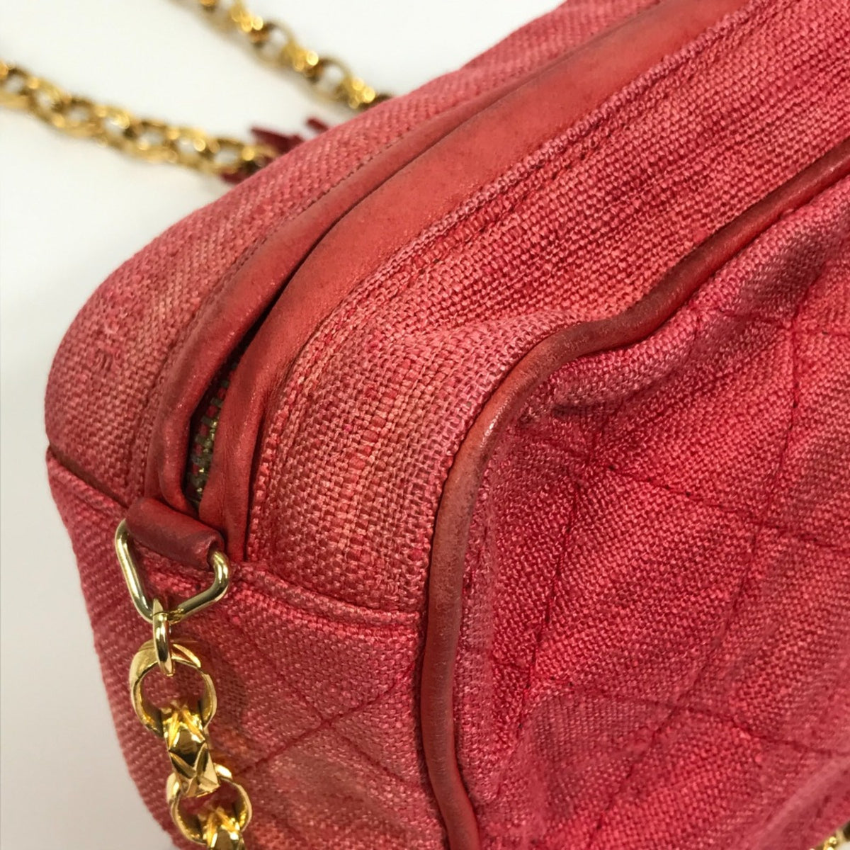 Chanel Red Cloth Shoulder Bag (Pre-Owned)