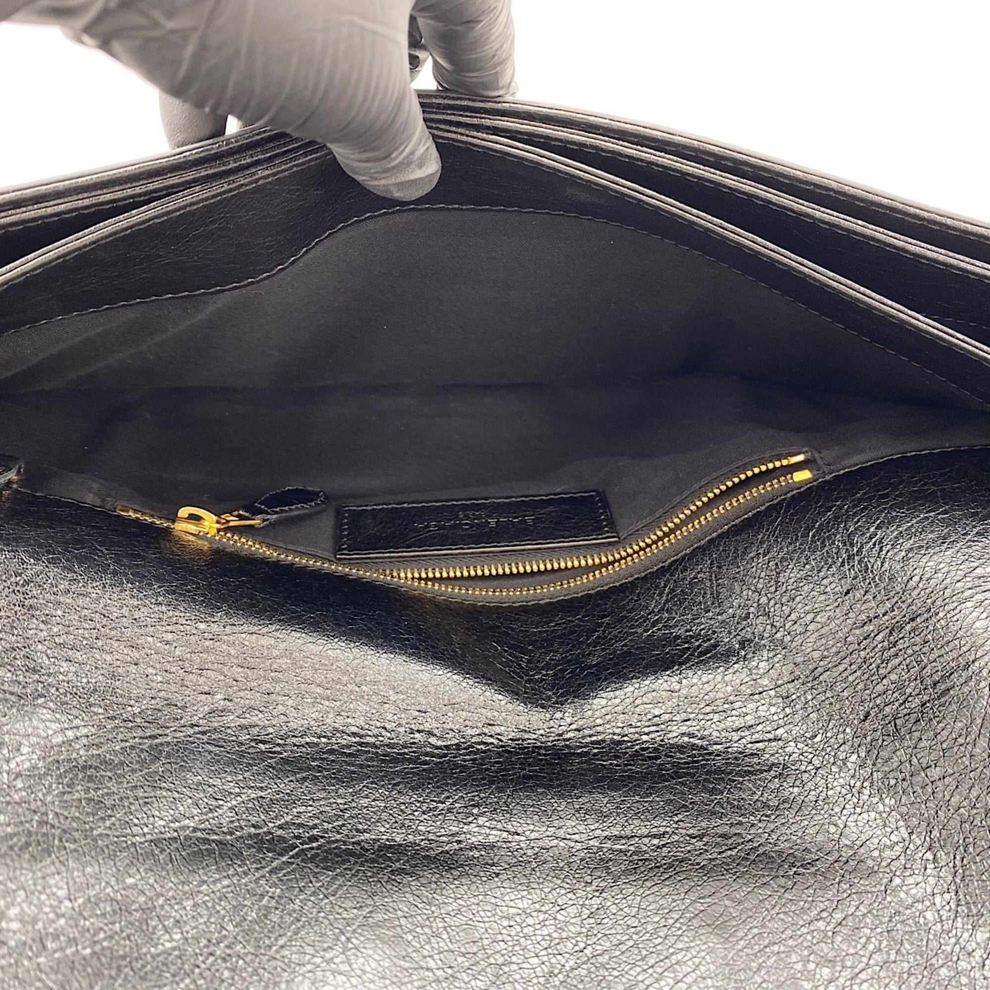 Balenciaga Black Clutch Bag (Pre-Owned)