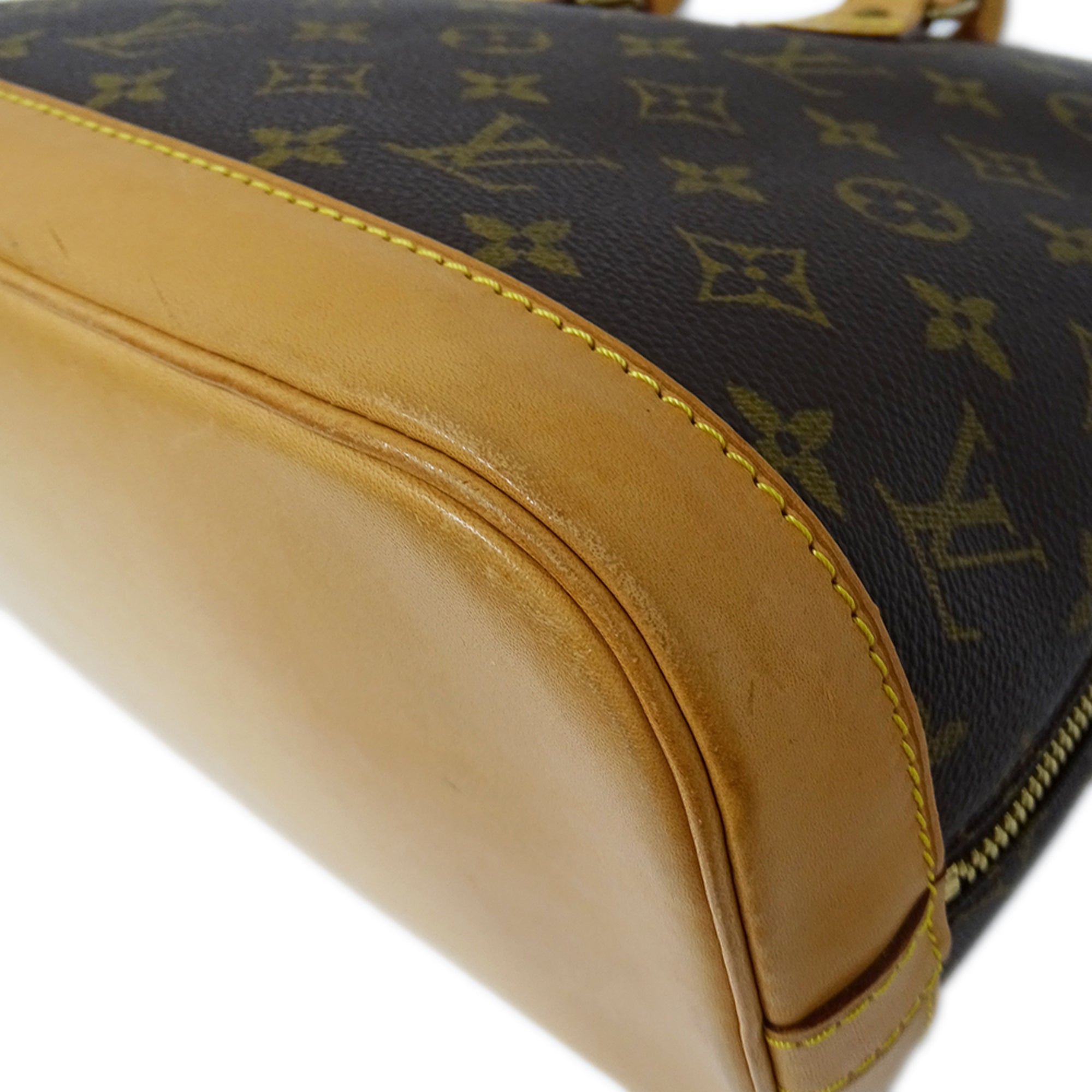 Louis Vuitton Brown Monogram Canvas Handbag (Pre-Owned)