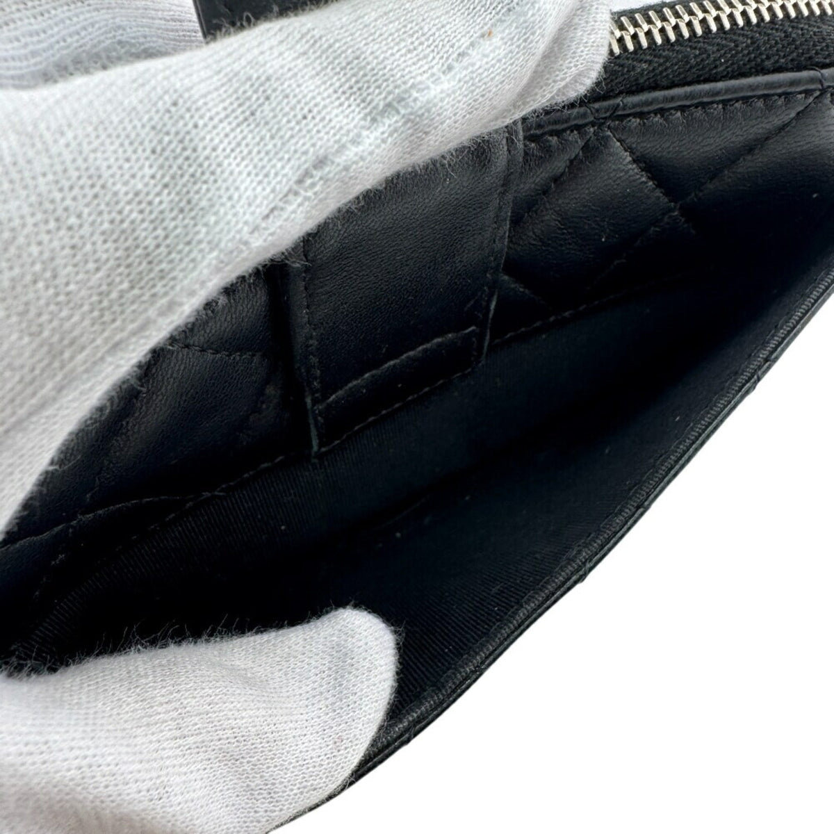 Chanel Black Leather (Pre-Owned)