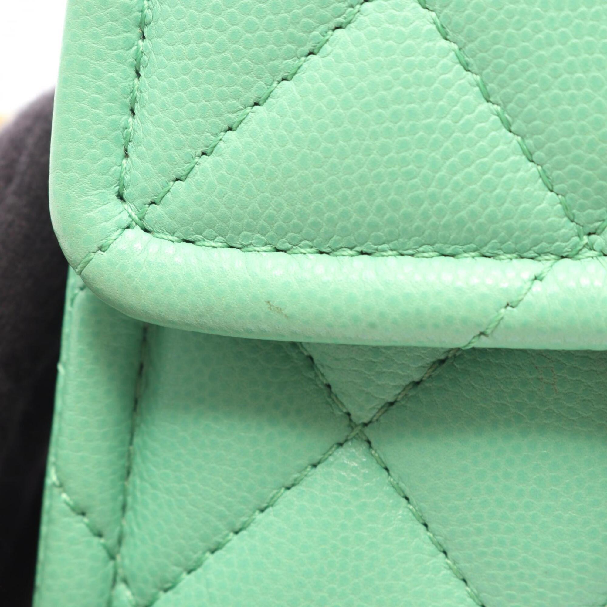 Chanel Green Grained Calfskin Handbag Shoulder Bag (Pre-Owned)