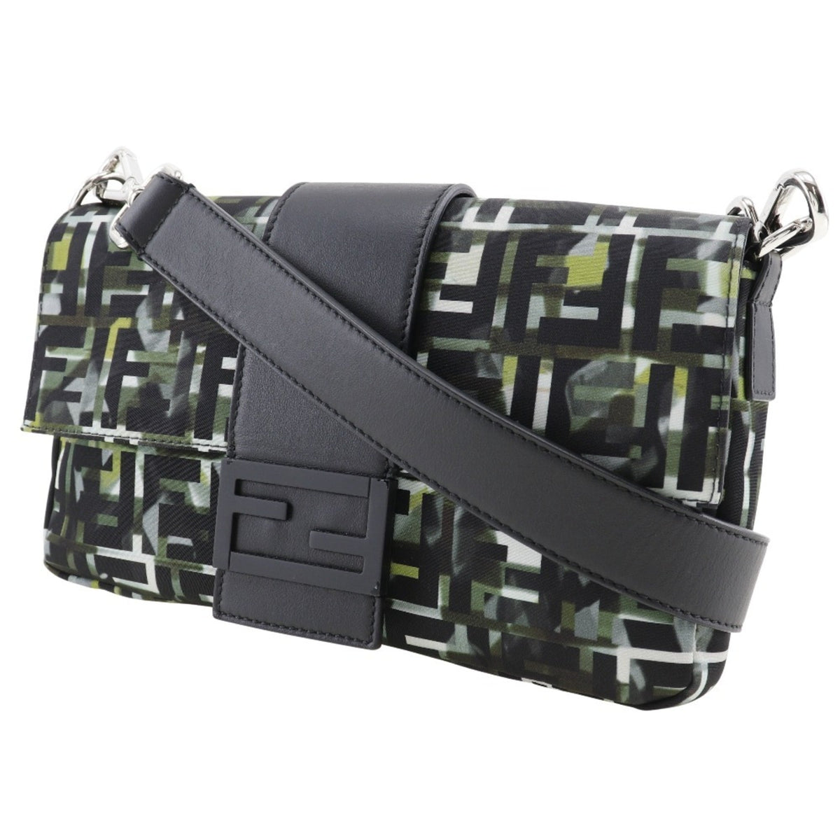 Fendi Black Nylon Shoulder Bag (Pre-Owned)