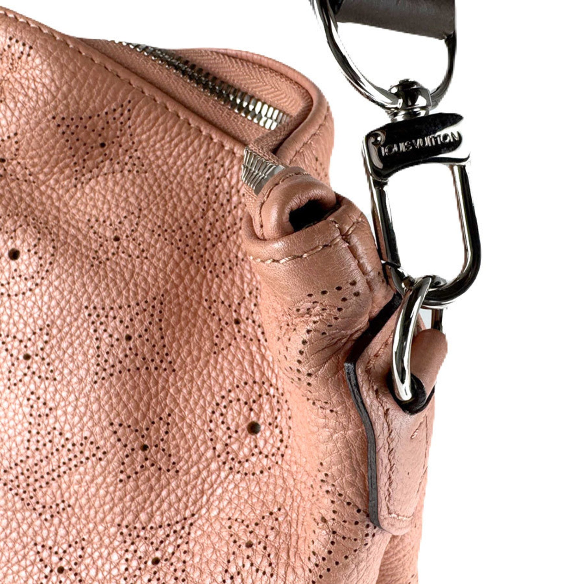 Louis Vuitton Rose Poudre Mahina Leather Handbag Shoulder Bag (Pre-Owned)