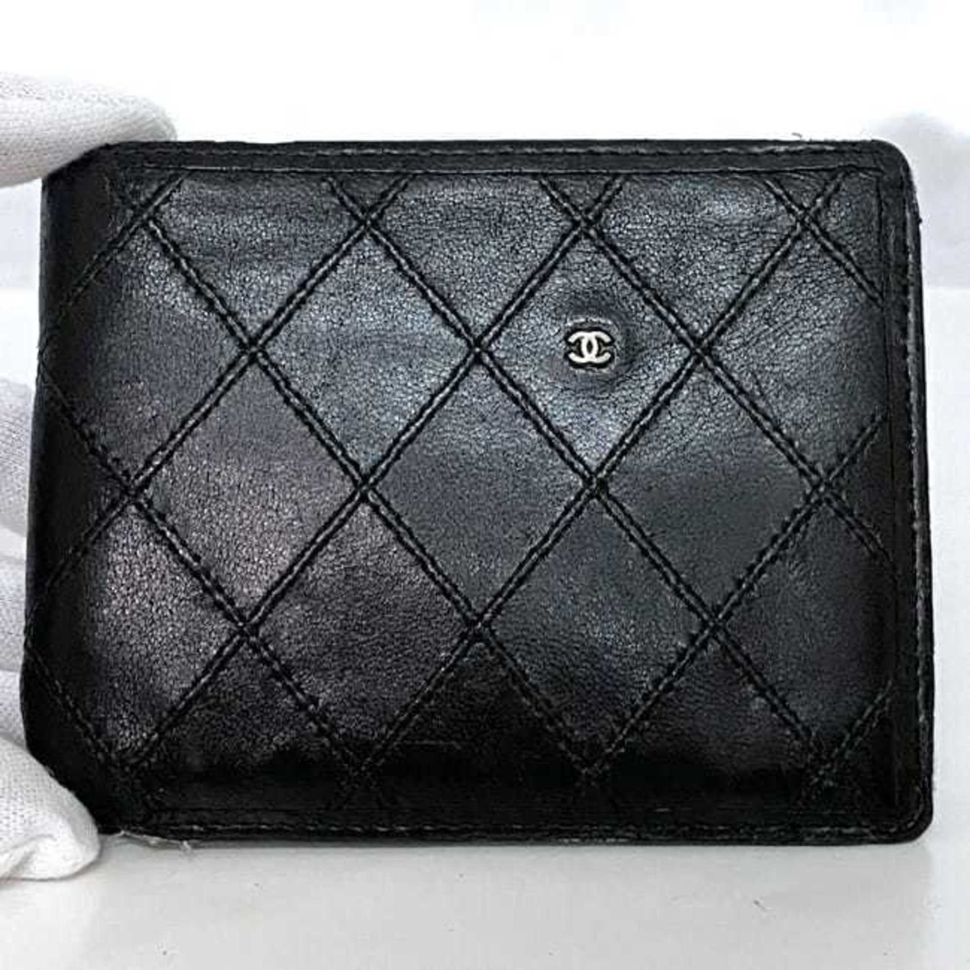 Chanel Black Leather Wallet (Bi-Fold) (Pre-Owned)
